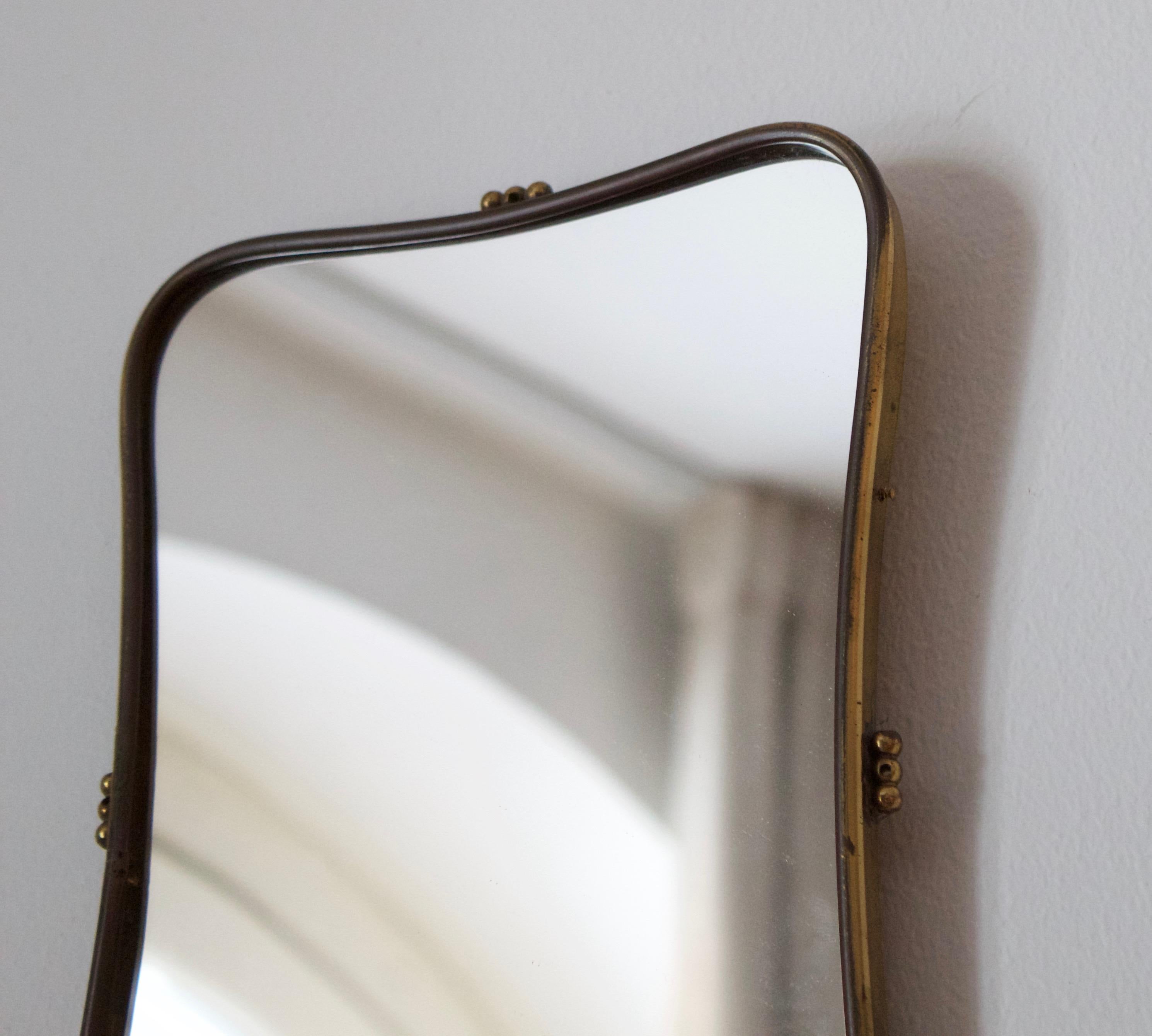 Italian Designer, Small Organic Mirror, Brass, Mirror Glass, Italy, 1950s In Good Condition In High Point, NC