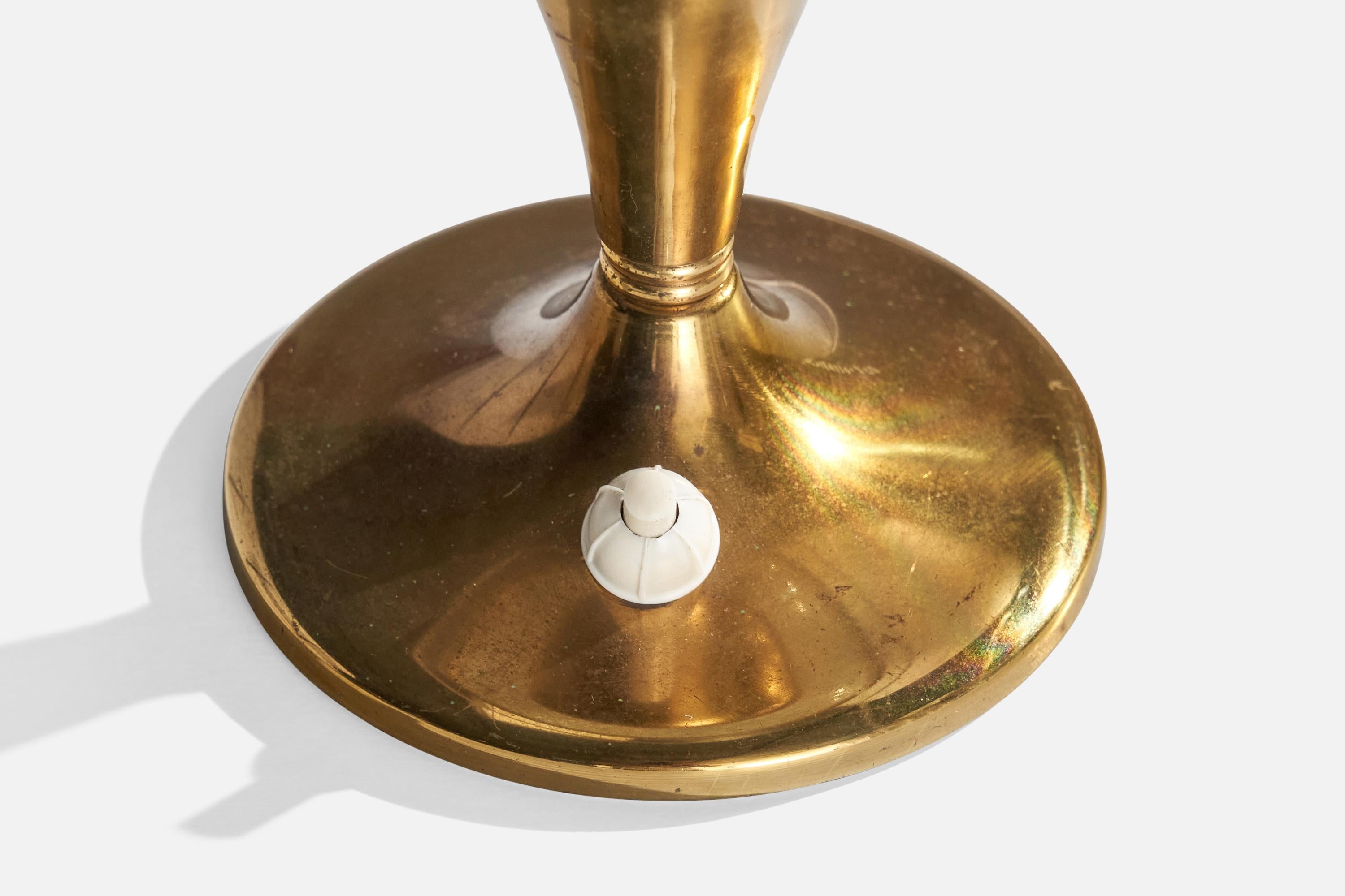 Italian Designer, Small Table Lamp, Brass, Glass, Italy, 1950s For Sale 3