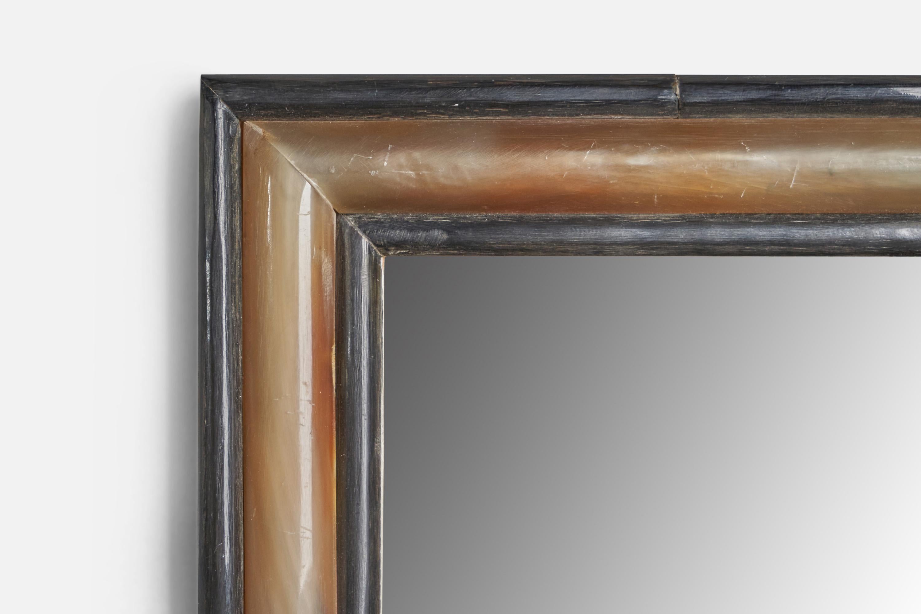 Italian Designer, Small Wall Mirror, Carved Horn, Italy, 1930s In Good Condition For Sale In High Point, NC