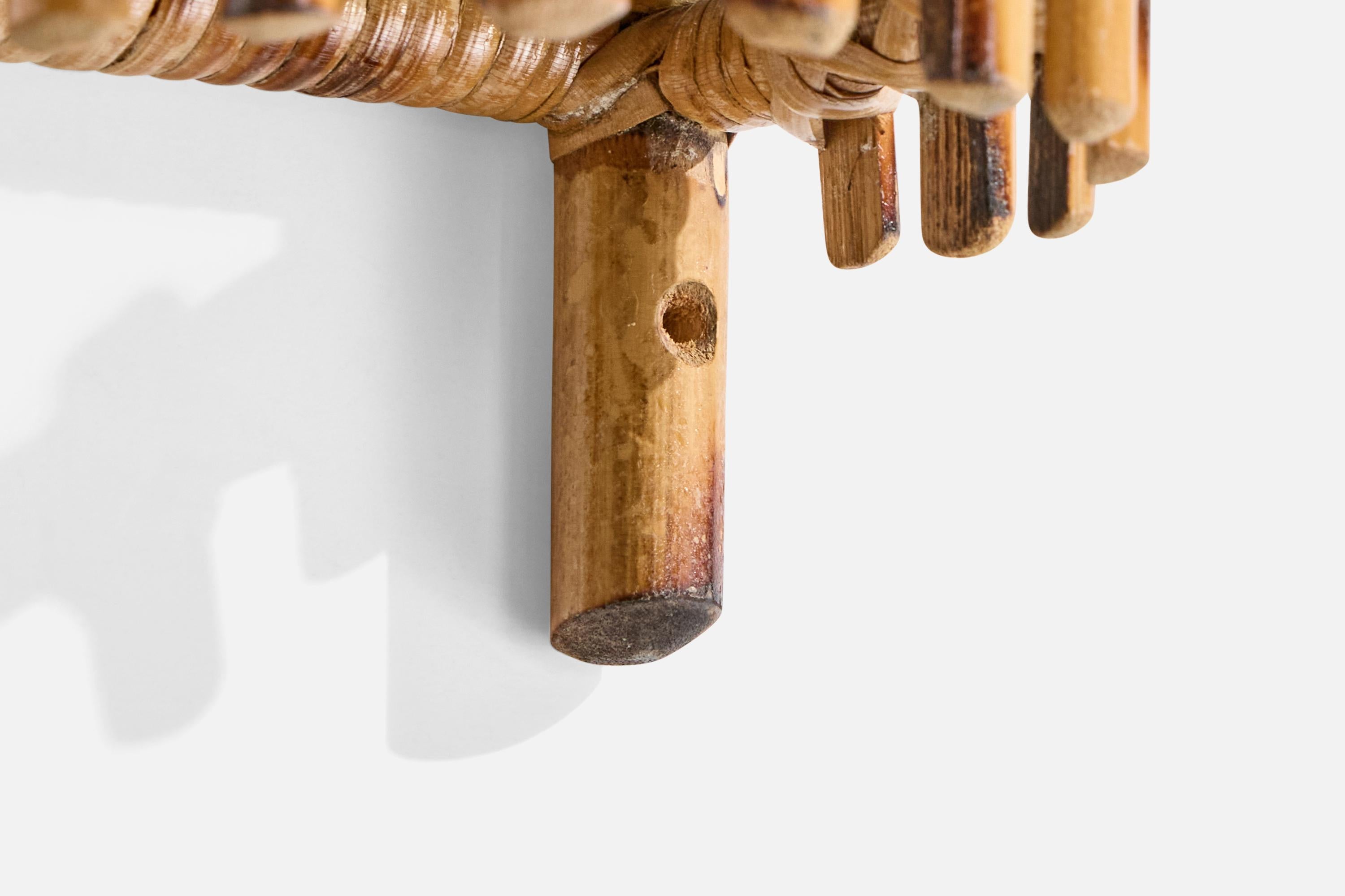 Italian Designer, Small Wall Shelves, Bamboo, Rattan, Glass, Italy, 1960s For Sale 5