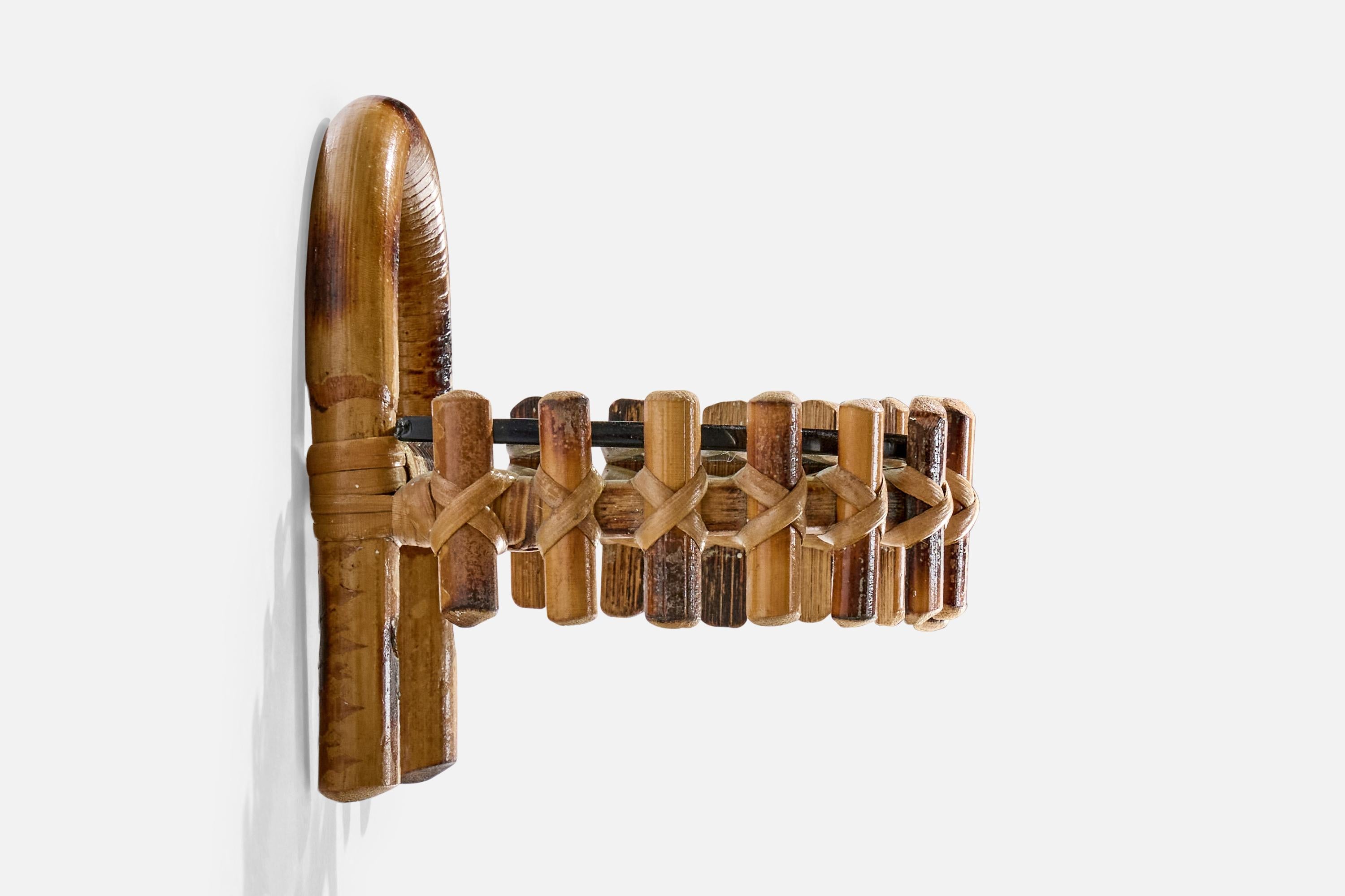 Italian Designer, Small Wall Shelves, Bamboo, Rattan, Glass, Italy, 1960s For Sale 1