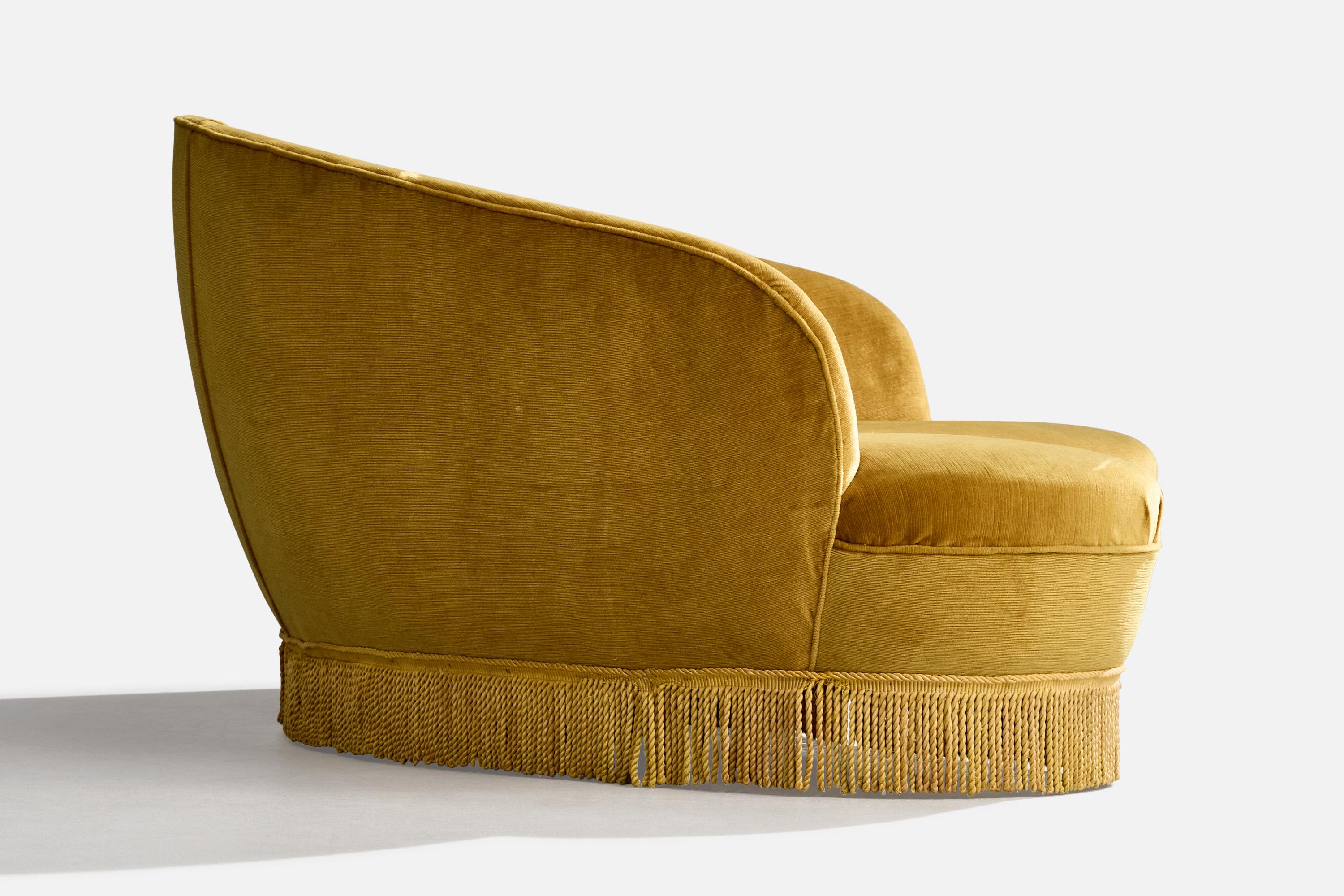 Italian Designer, Sofa, Velvet, Wood, Italy, 1950s For Sale 2