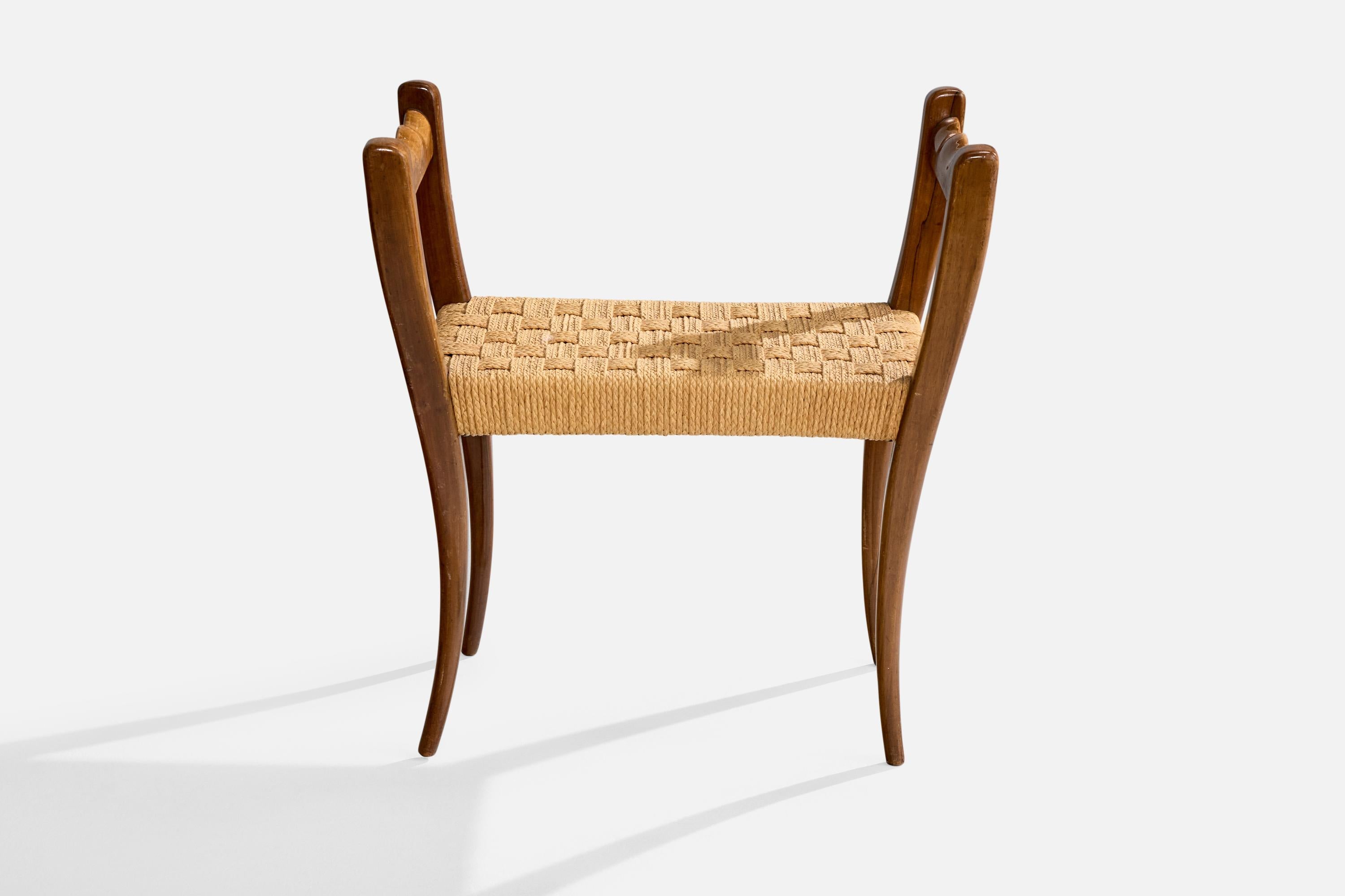 Diseñador italiano, Taburete, Nogal, Rush, Italia, Década de 1940 Italiano en venta