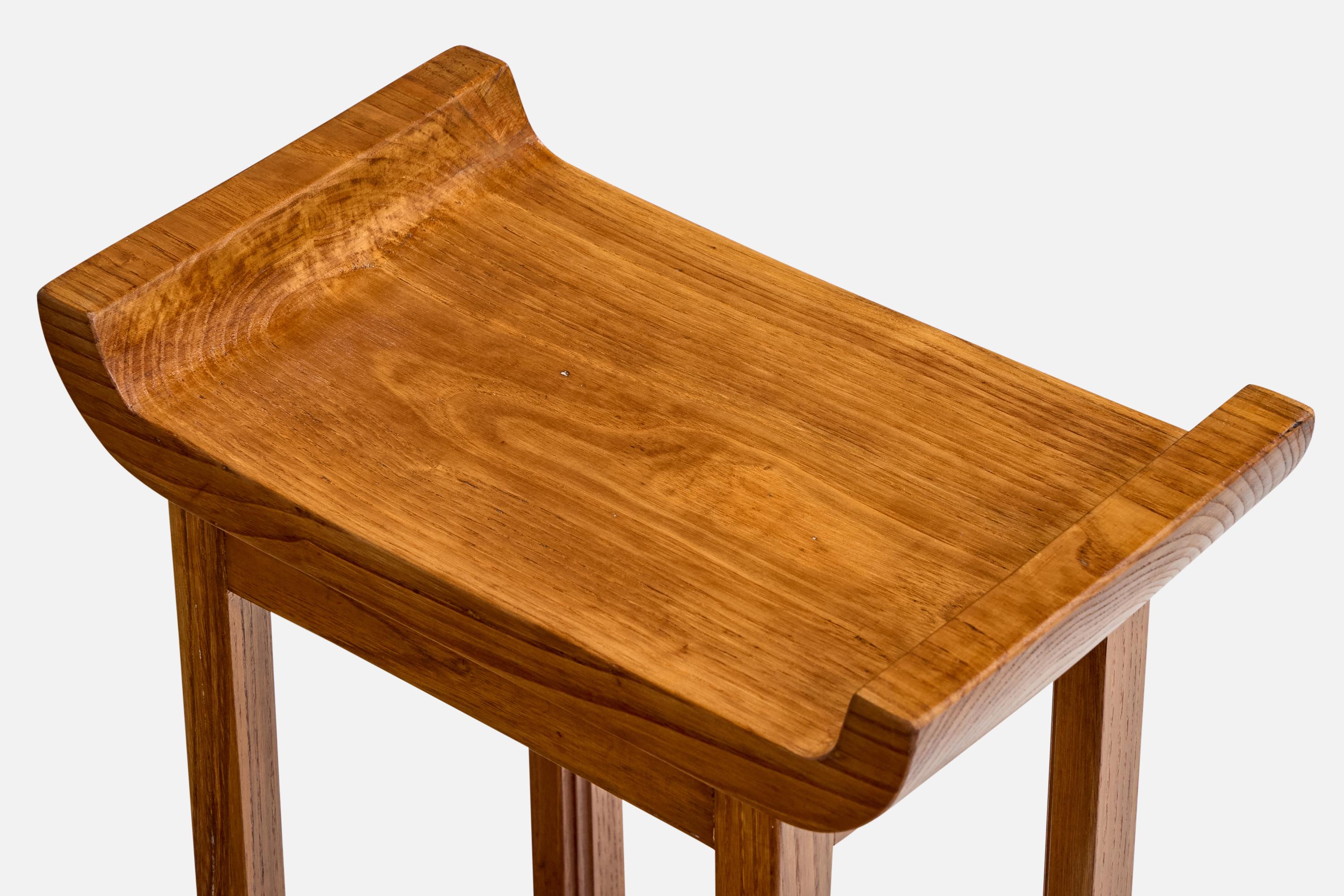 Italian Designer, Stools, Walnut, Italy, 1930s For Sale 4
