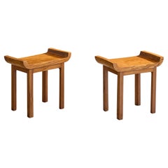 Sgabelli di design italiano, legno di noce, Italia, anni '30