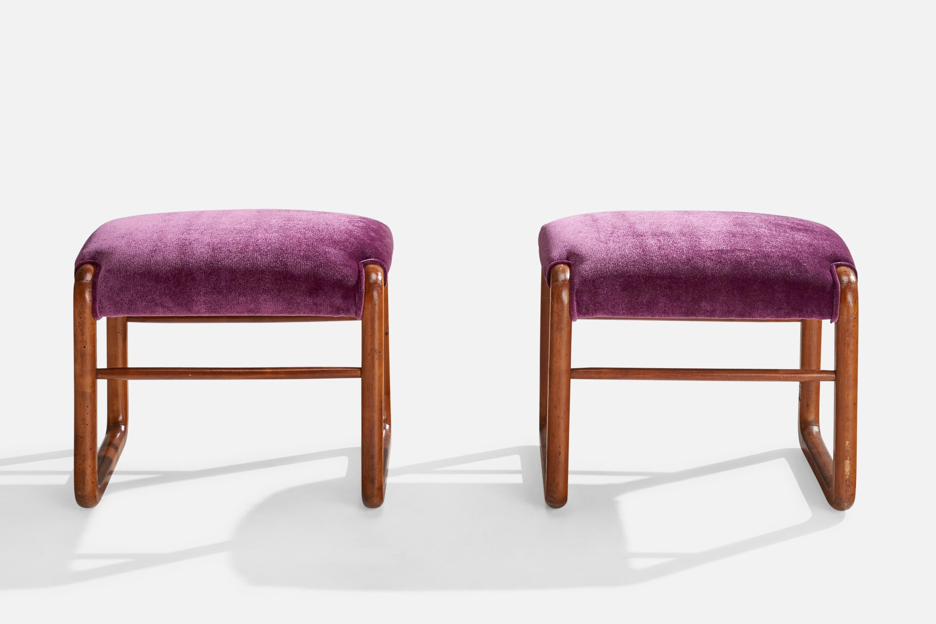 Italienische Designerin, Hocker, Holz, Mohair, Italien, 1960er Jahre (Moderne der Mitte des Jahrhunderts) im Angebot