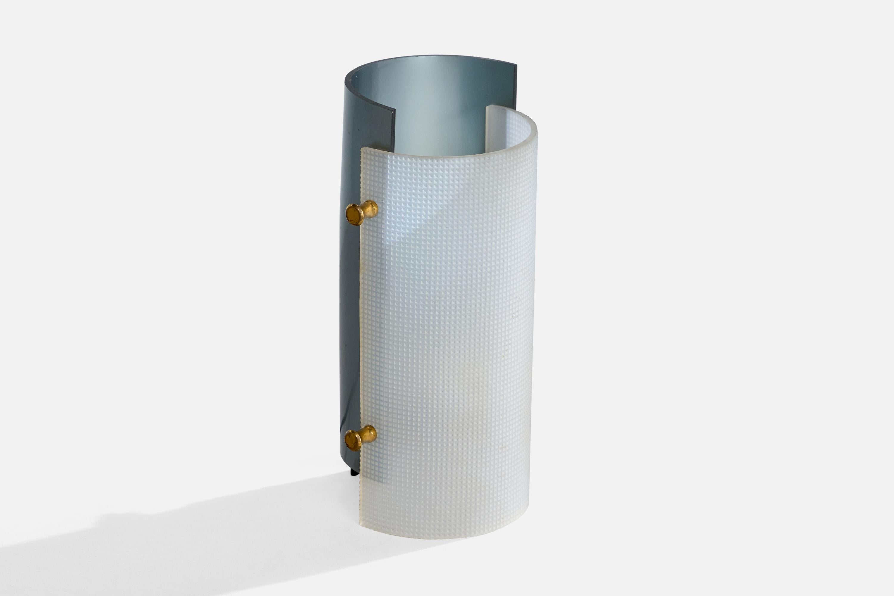 Mid-20th Century Italian Designer, Table Lamp, Acrylic, Brass, Metal, Italy, 1960s For Sale