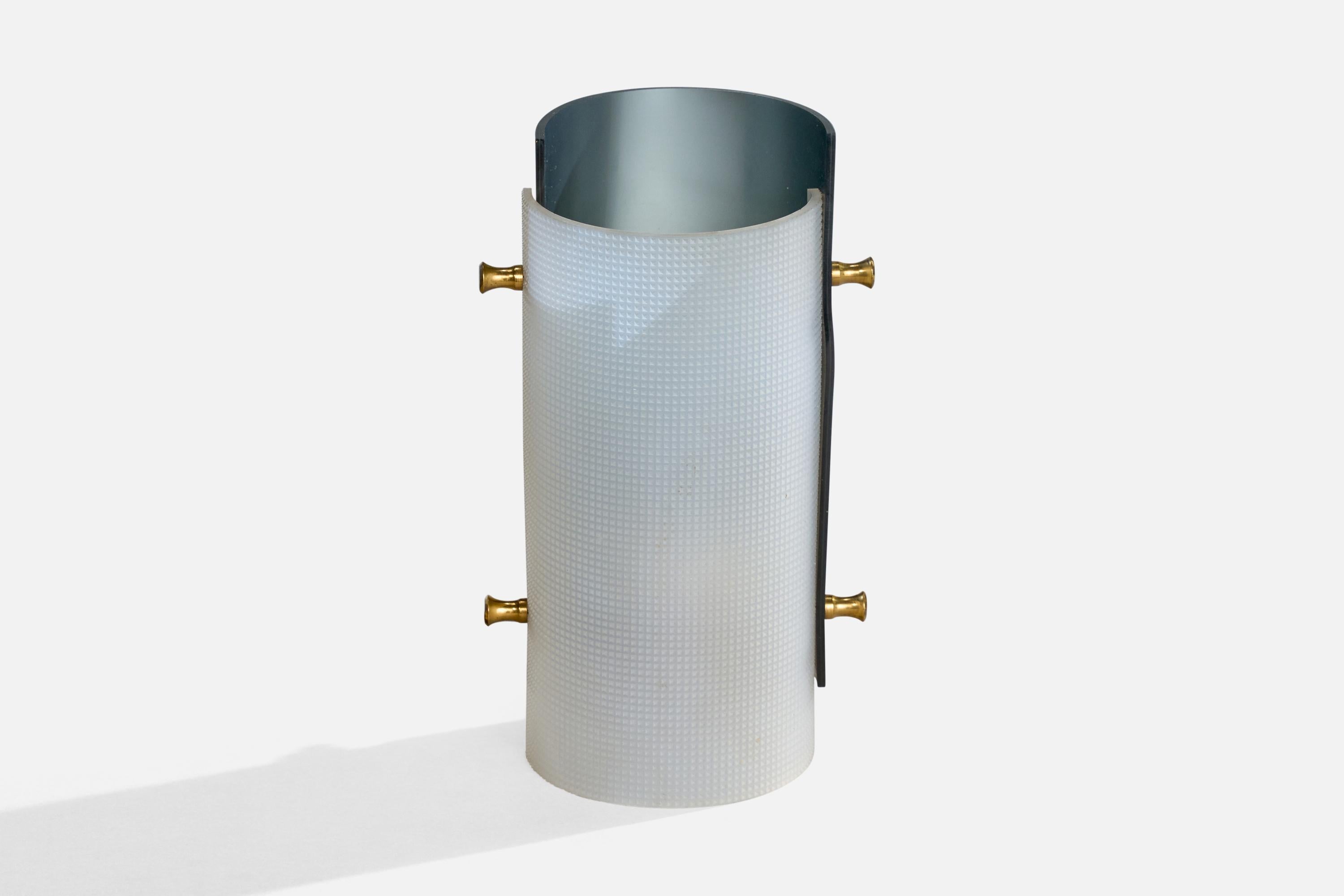 Italian Designer, Table Lamp, Acrylic, Brass, Metal, Italy, 1960s For Sale 1