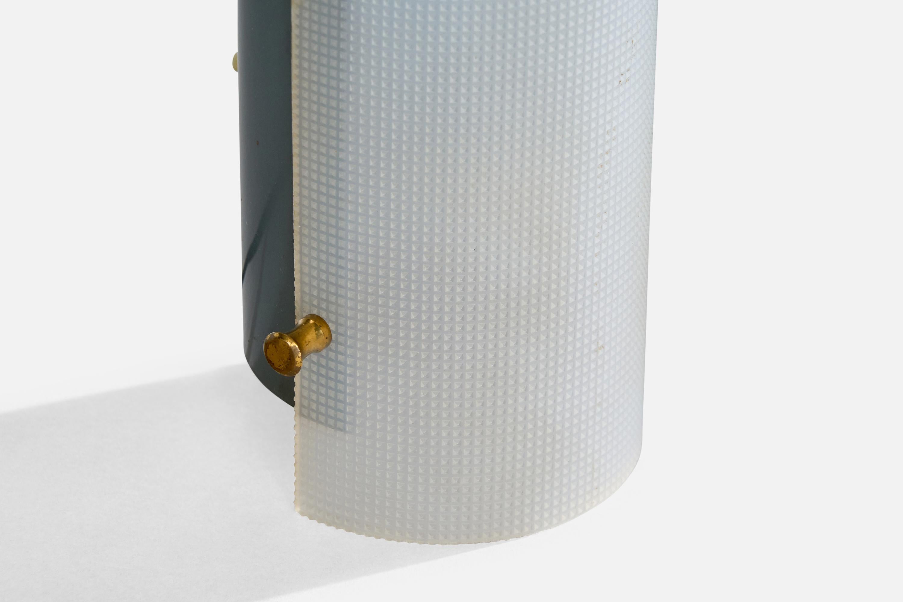 Italian Designer, Table Lamp, Acrylic, Brass, Metal, Italy, 1960s For Sale 5