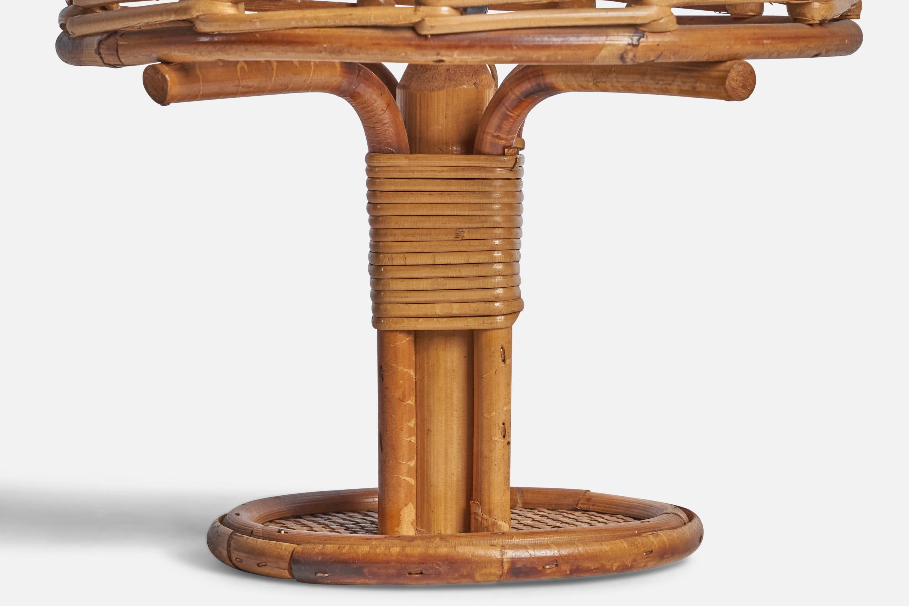 Fin du 20e siècle Designer italien, lampe de table, bambou, rotin, Italie, 1970 en vente