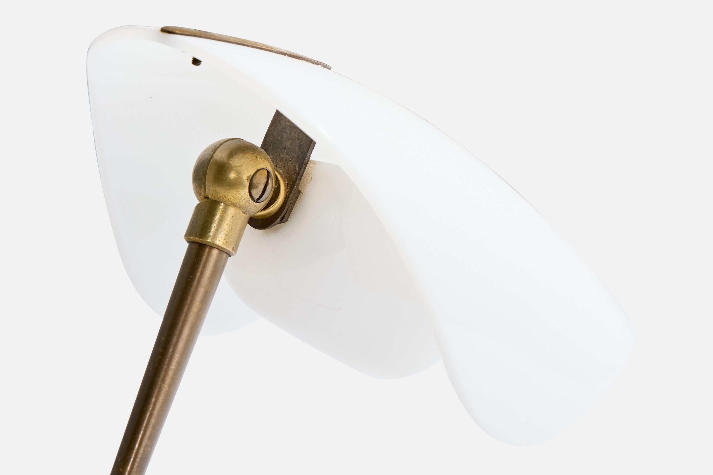 Italian Designer, Table Lamp, Brass, Acrylic, Italy, 1950s For Sale 2