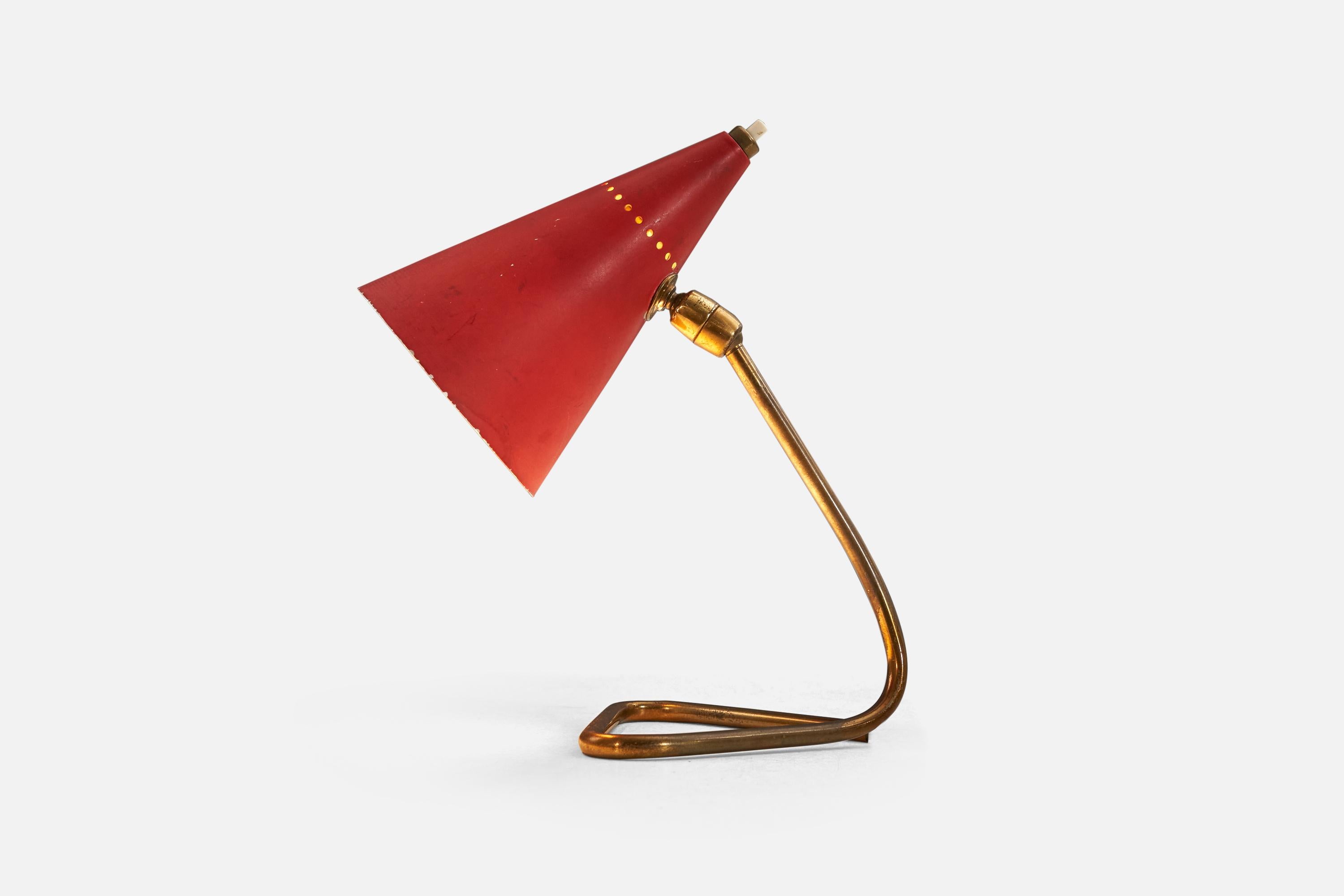 Gilardi & Barzaghi, Table Lamp, Brass and Red Lacquered Metal, Italy, 1950s In Good Condition For Sale In High Point, NC