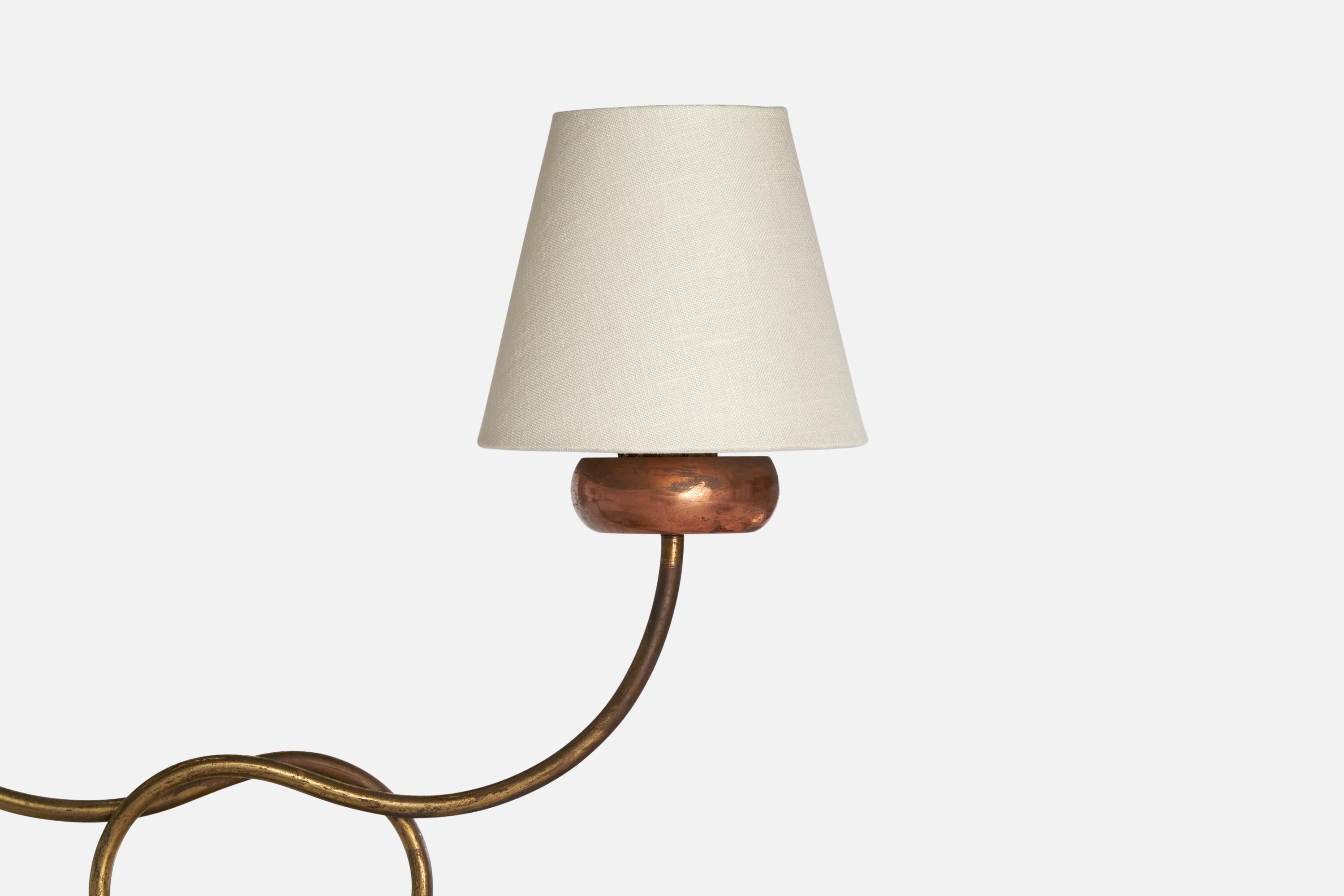 Italienische Designerin, Tischlampe, Messing, Kupfer, Glas, Stoff, Italien, 1930er Jahre (Mitte des 20. Jahrhunderts) im Angebot