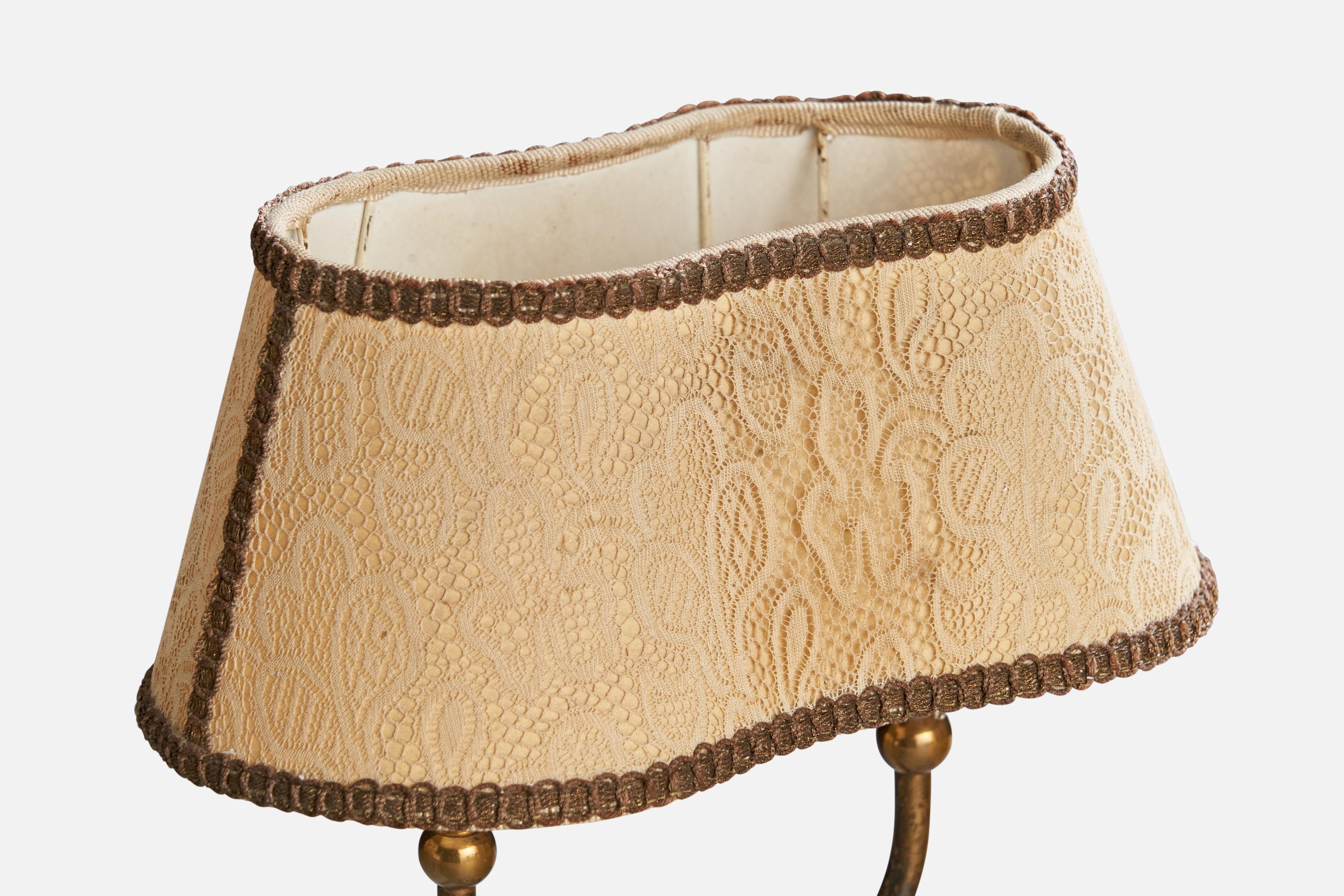 Metà XX secolo Lampada da tavolo di design italiano, ottone, tessuto, Italia, anni '40 in vendita