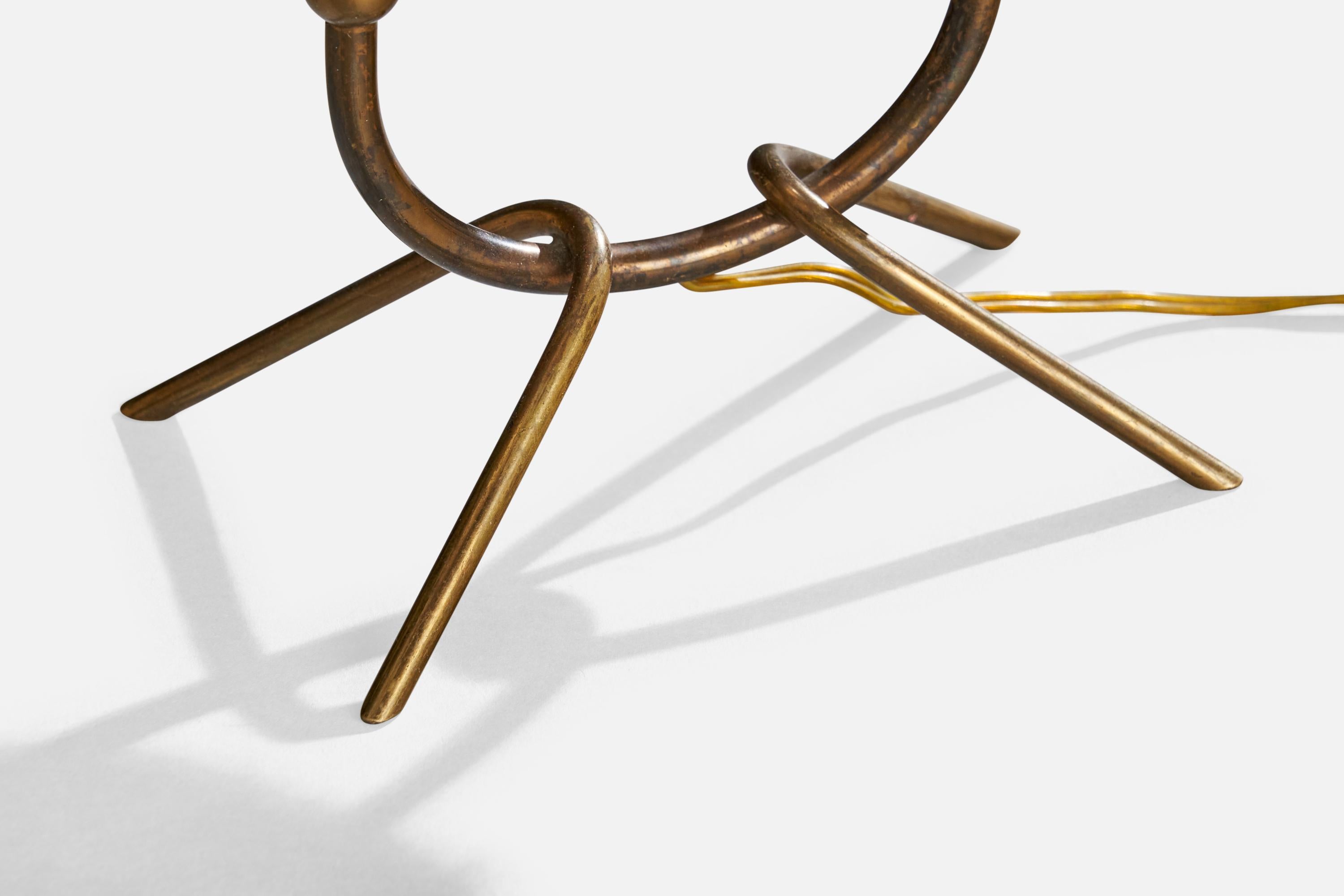 Lampada da tavolo di design italiano, ottone, tessuto, Italia, anni '40 in vendita 2