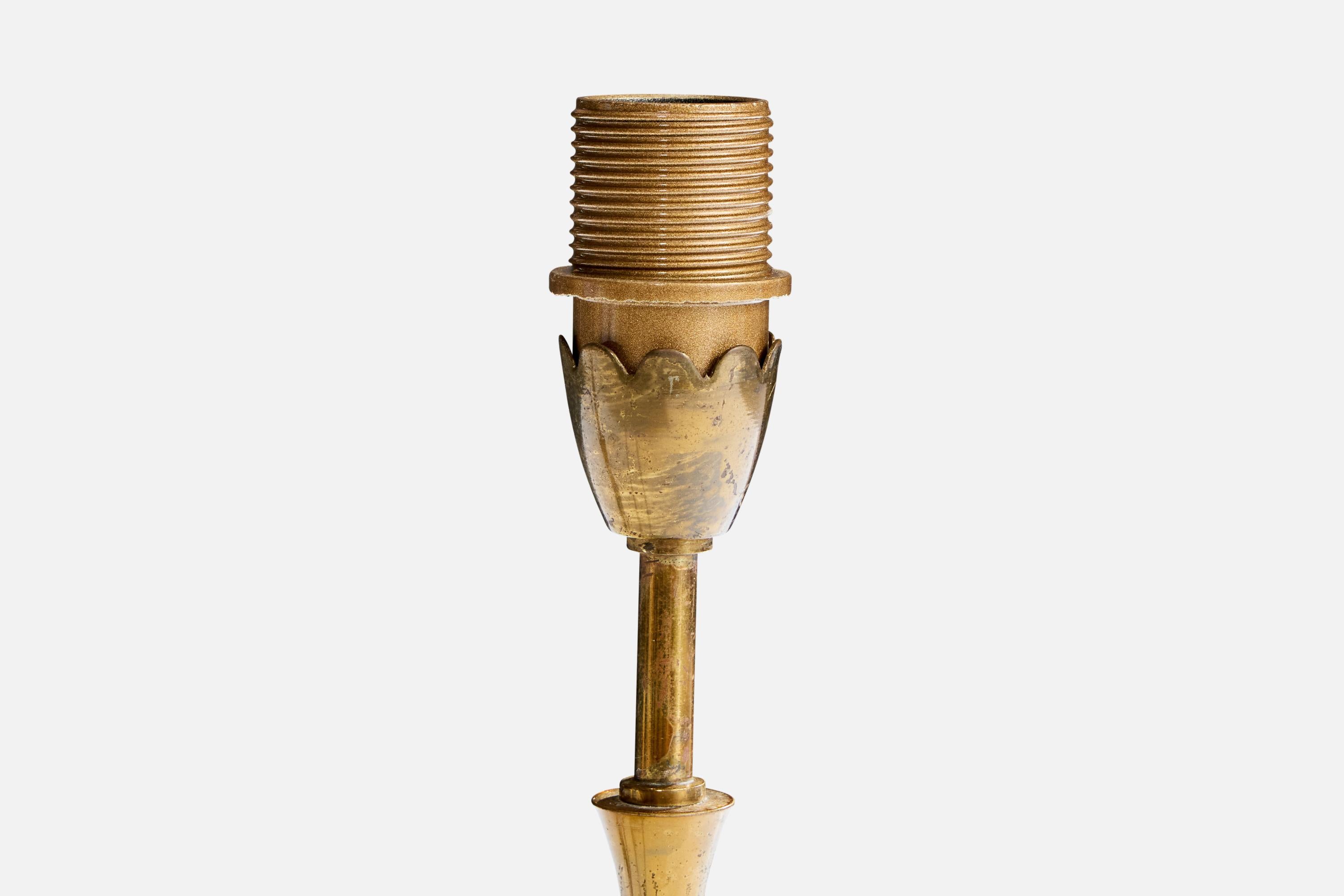 Milieu du XXe siècle Designer italien, lampe de bureau, laiton, verre, tissu, Italie, années 1940 en vente