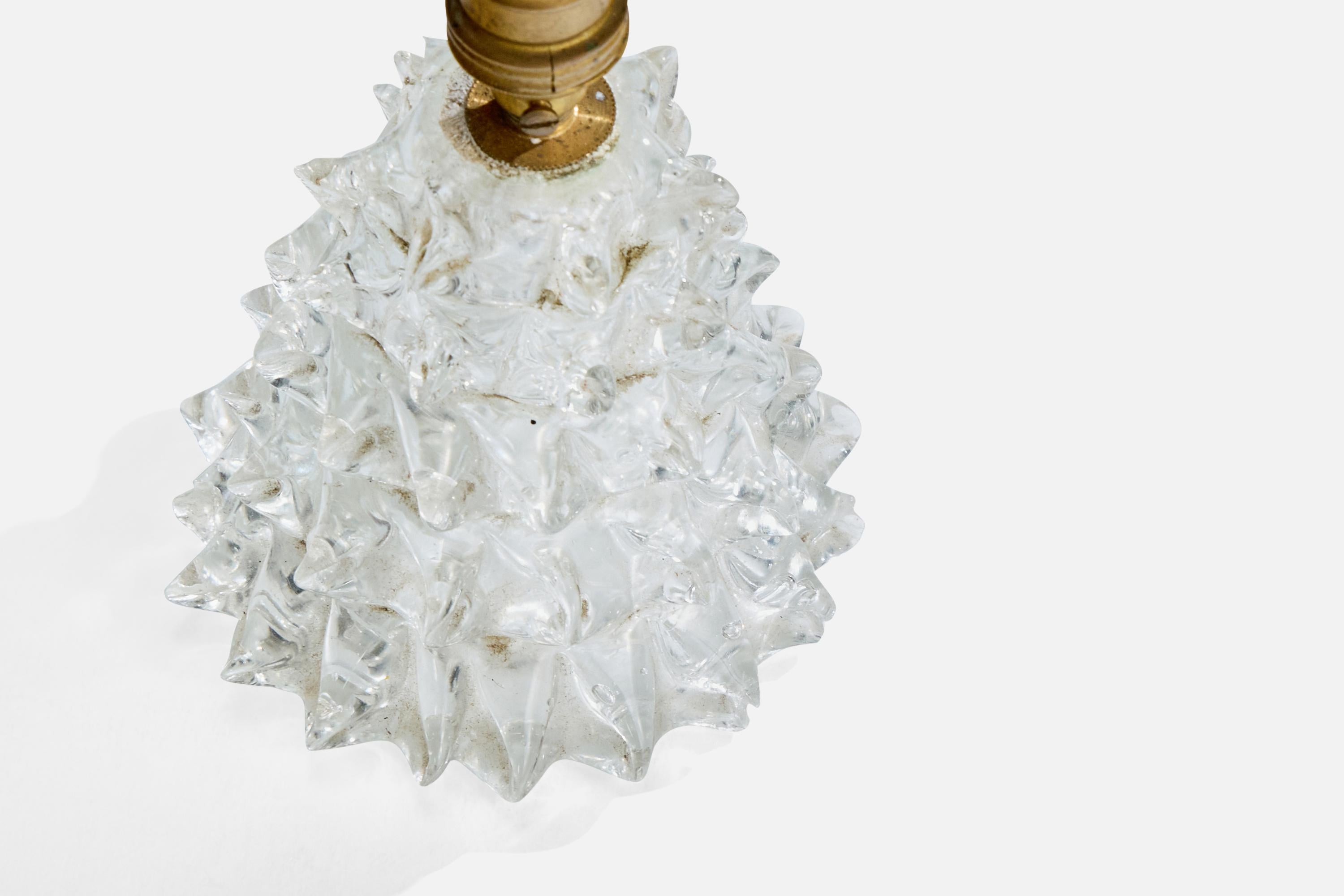 Diseñador italiano, lámpara de mesa, latón, cristal, tela, Italia, años 40 en Bueno estado para la venta en High Point, NC