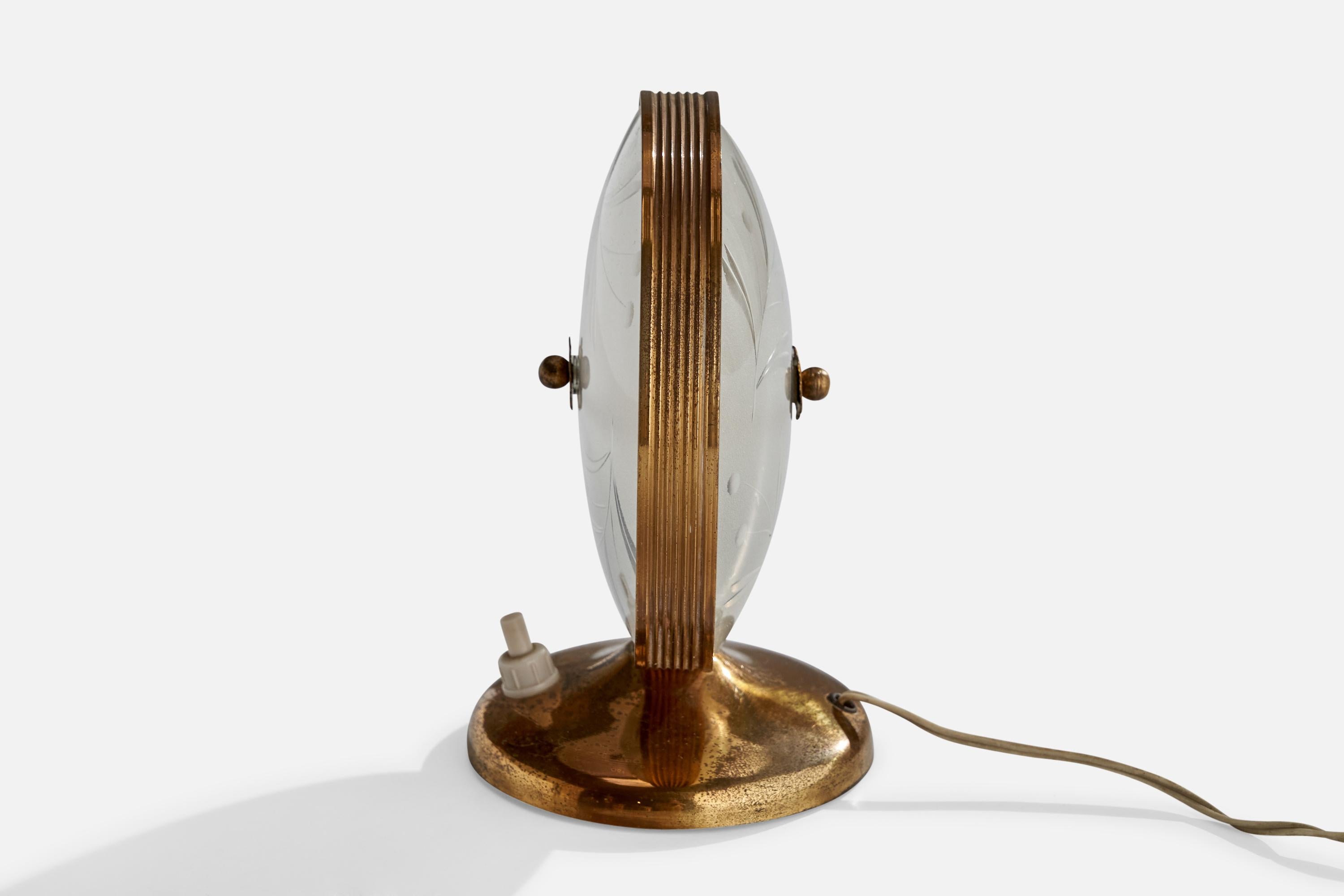 Mid-Century Modern Italian Designer, Table Lamp, Brass, Glass, Italy, 1940s For Sale