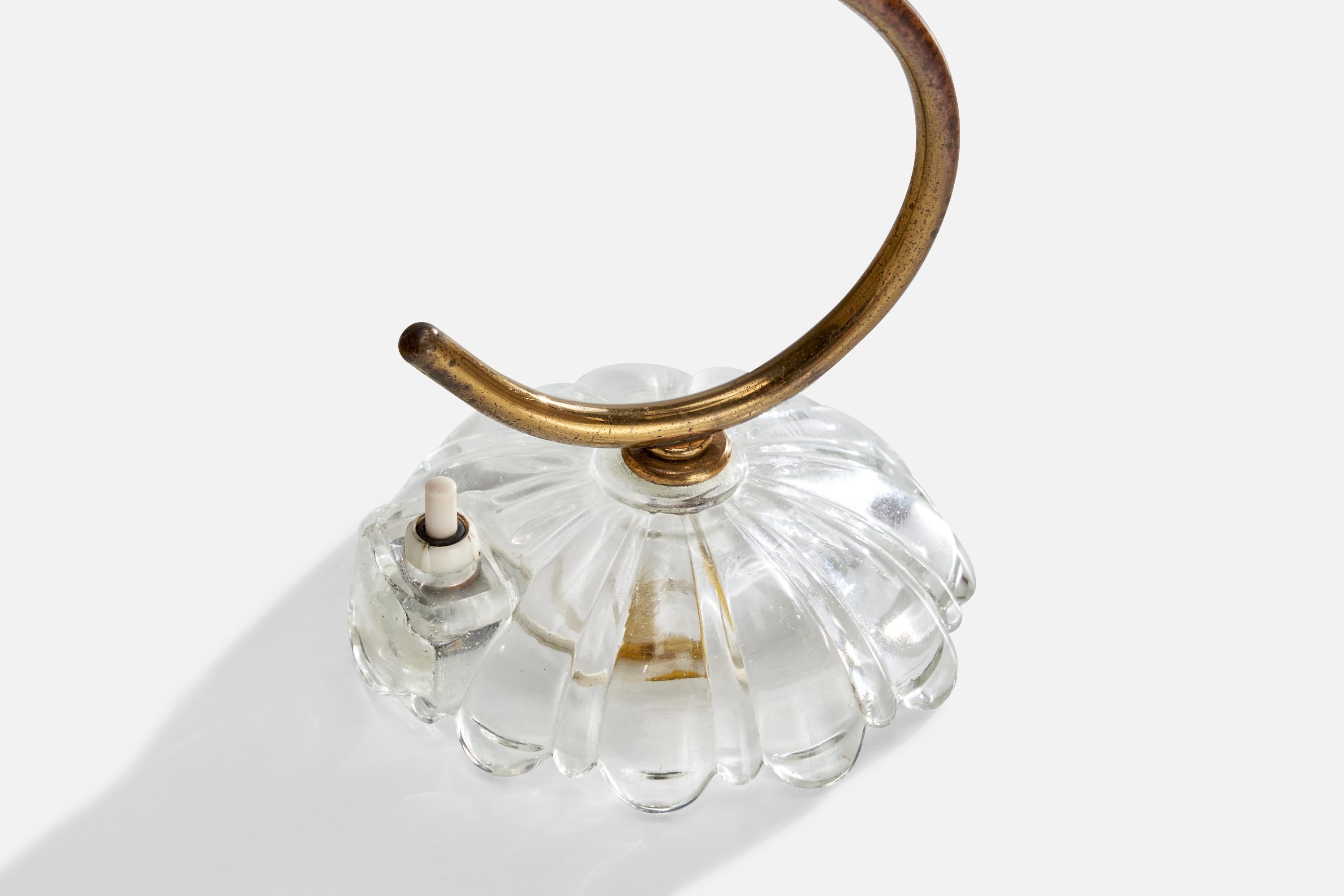Lampada da tavolo di design italiano, ottone, vetro, Italia, anni '40 1