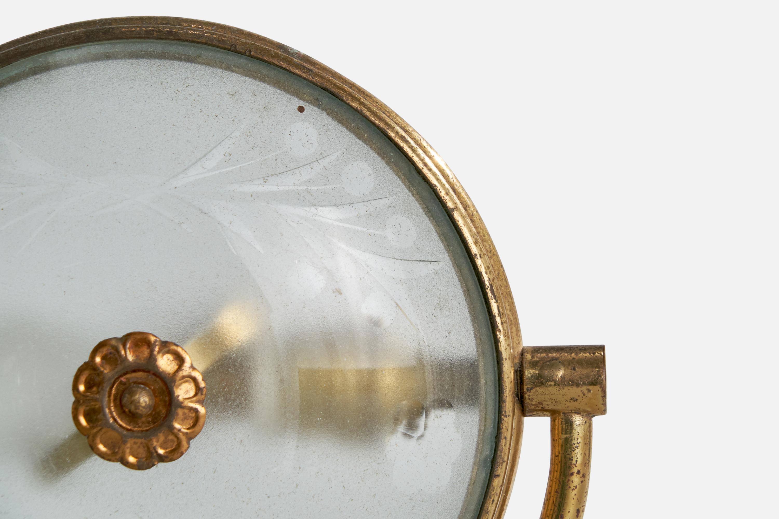 Créateur italien, lampe de bureau, laiton, verre, Italie, années 1940 en vente 1