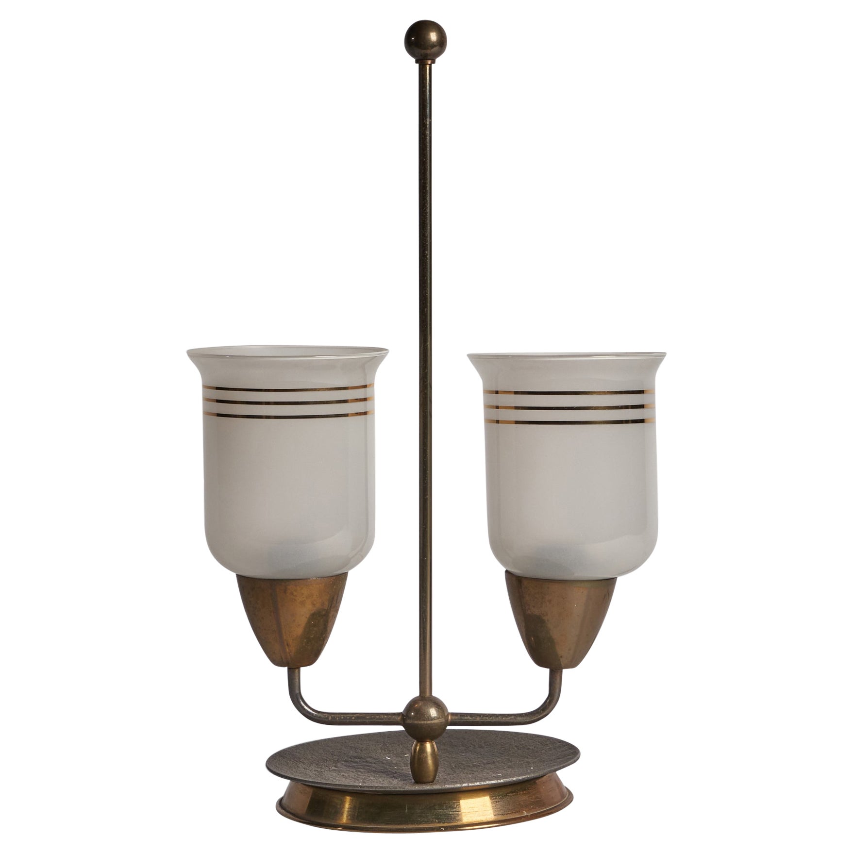Diseñador italiano, lámpara de mesa, latón, cristal, Italia, años 40