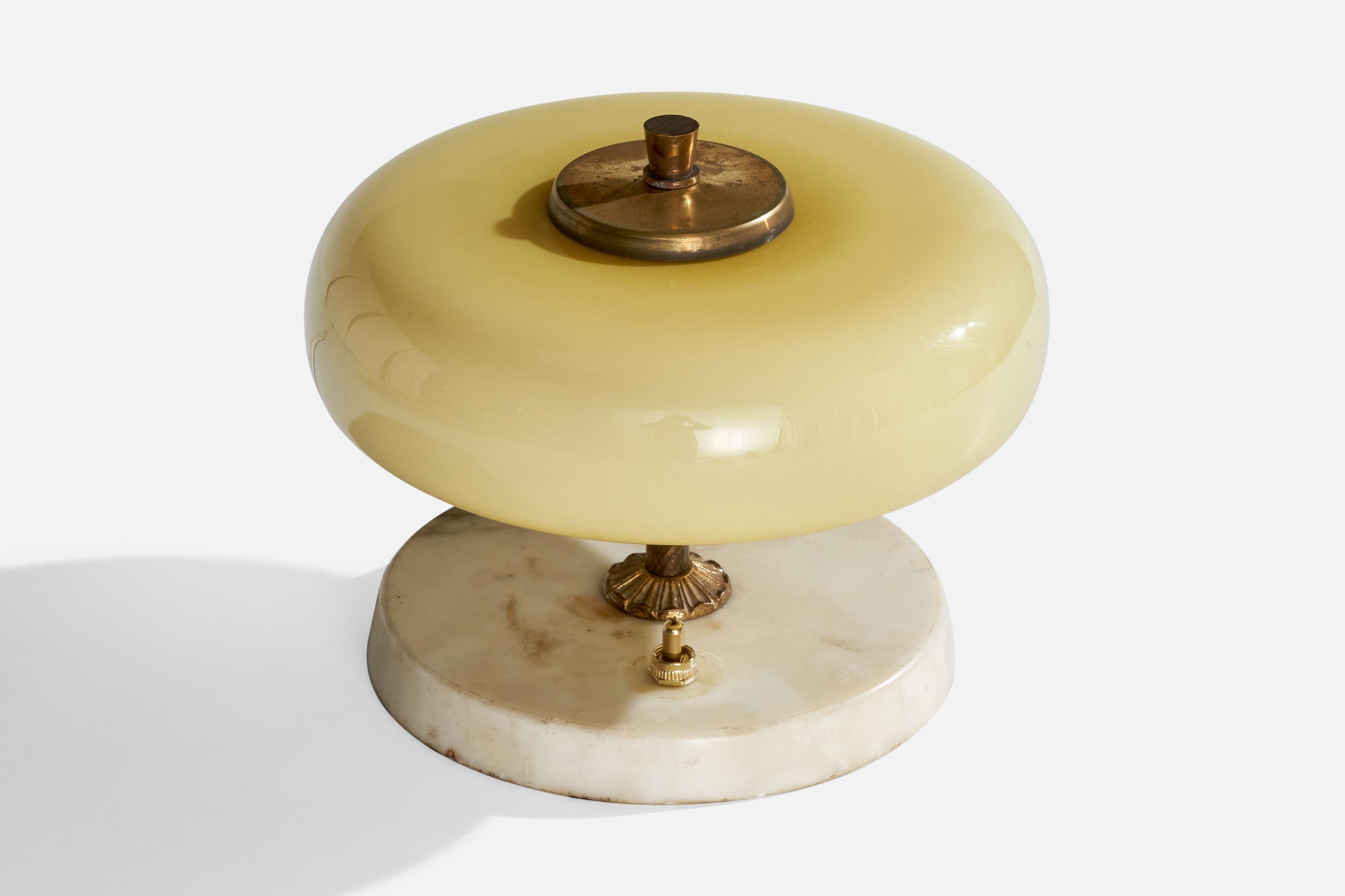 Italian Designer, Table Lamp, Brass, Glass, Marble, Italy, 1940s In Good Condition In High Point, NC