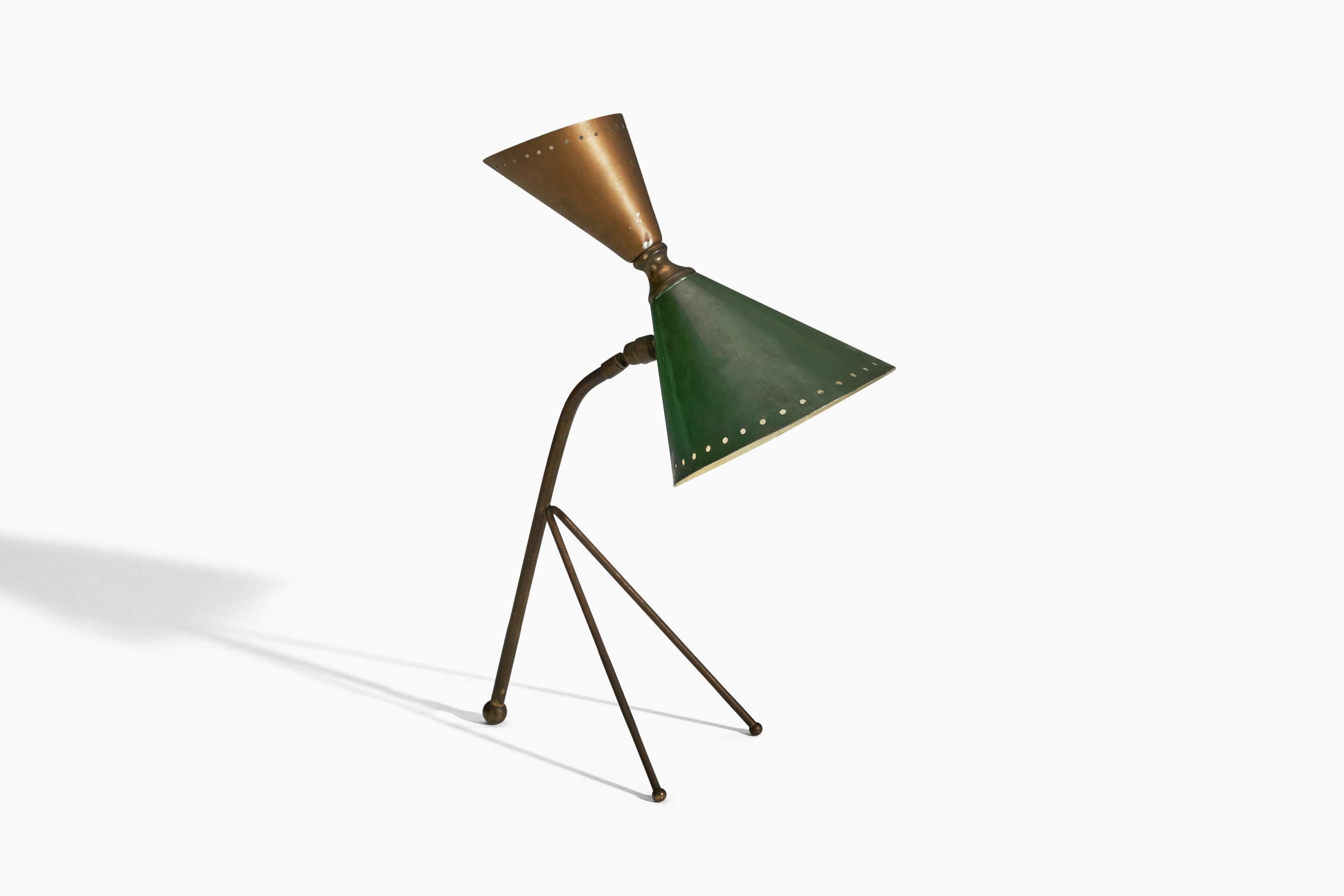 Mid-Century Modern Italian Designer, Table Lamp, Brass, Green Lacquered Metal, Italy, 1950s For Sale