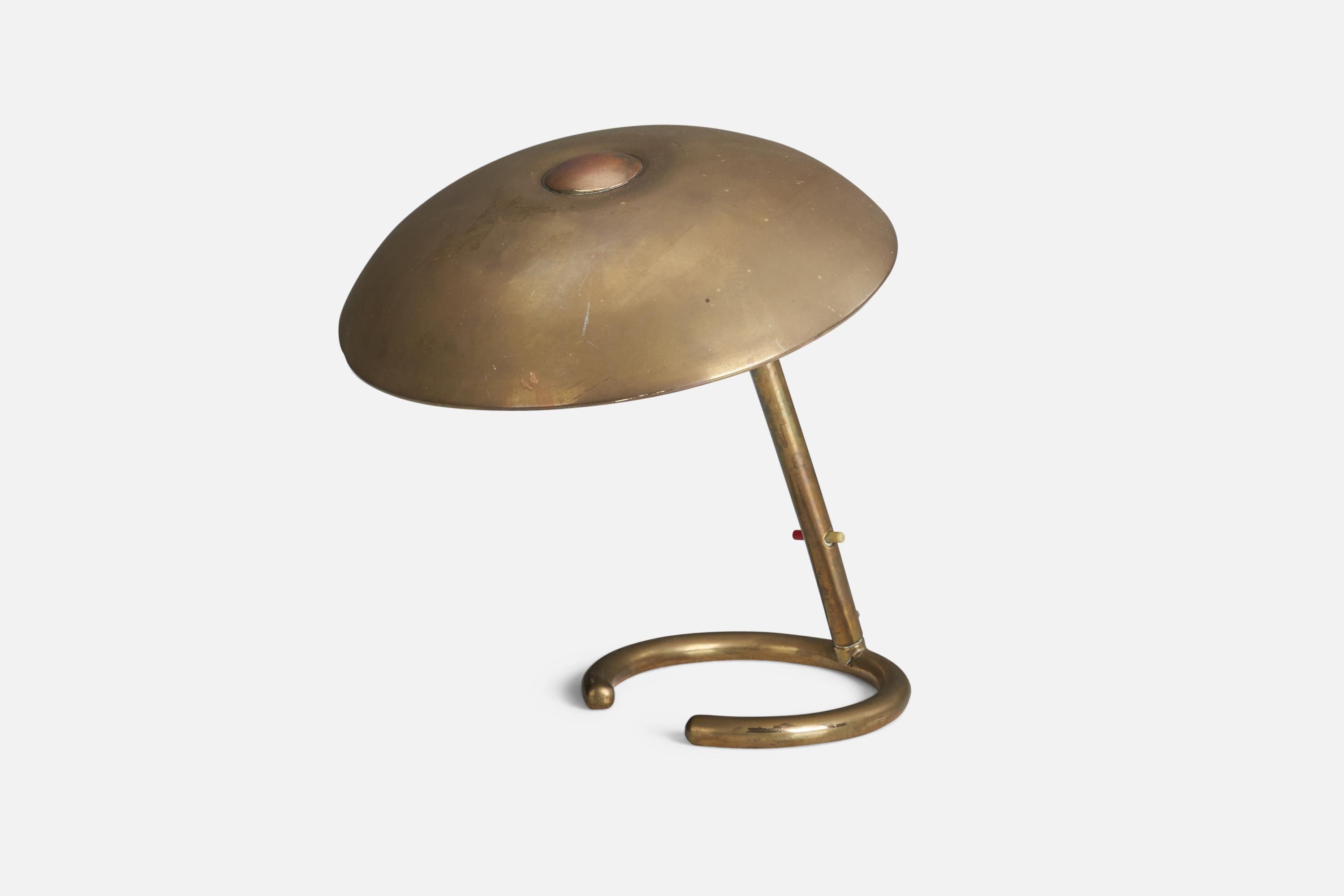 Mid-Century Modern Italian Designer, Table Lamp, Brass, Italy, 1940s For Sale