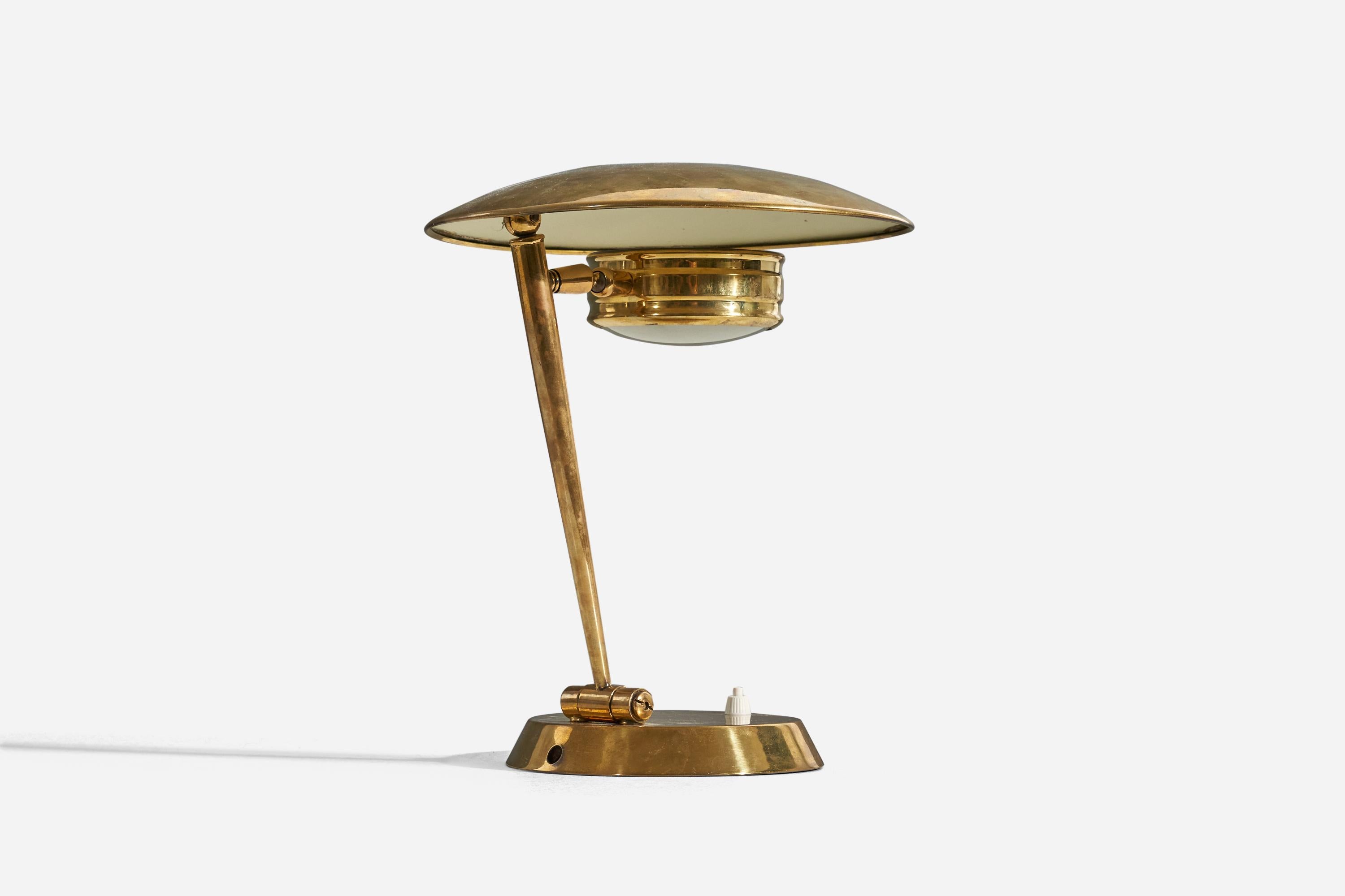 Mid-20th Century Italian Designer, Table Lamp, Brass, Italy, 1940s For Sale