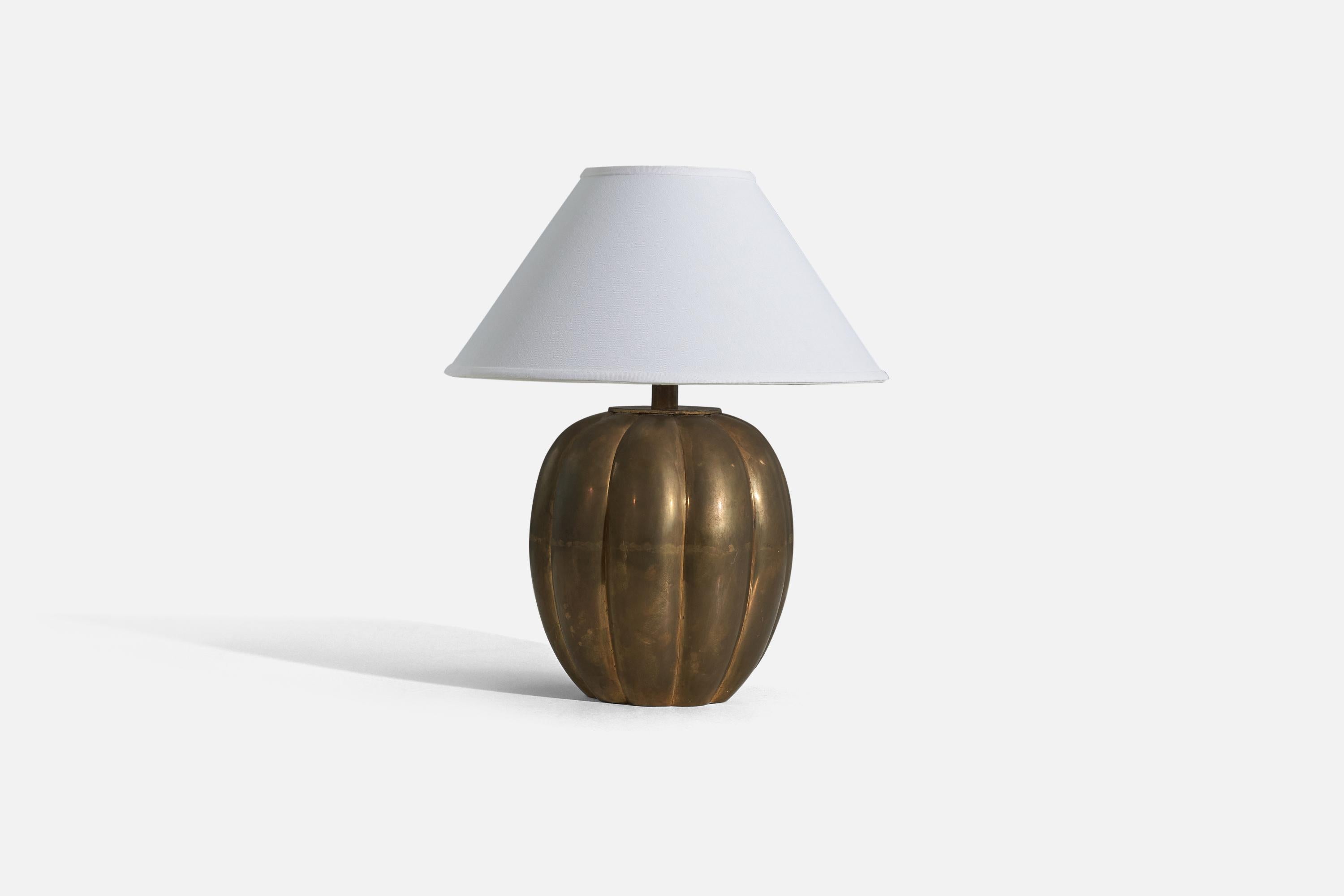 Italienische Designerin, Tischlampe, Messing, Italien, 1960er Jahre (Moderne der Mitte des Jahrhunderts) im Angebot