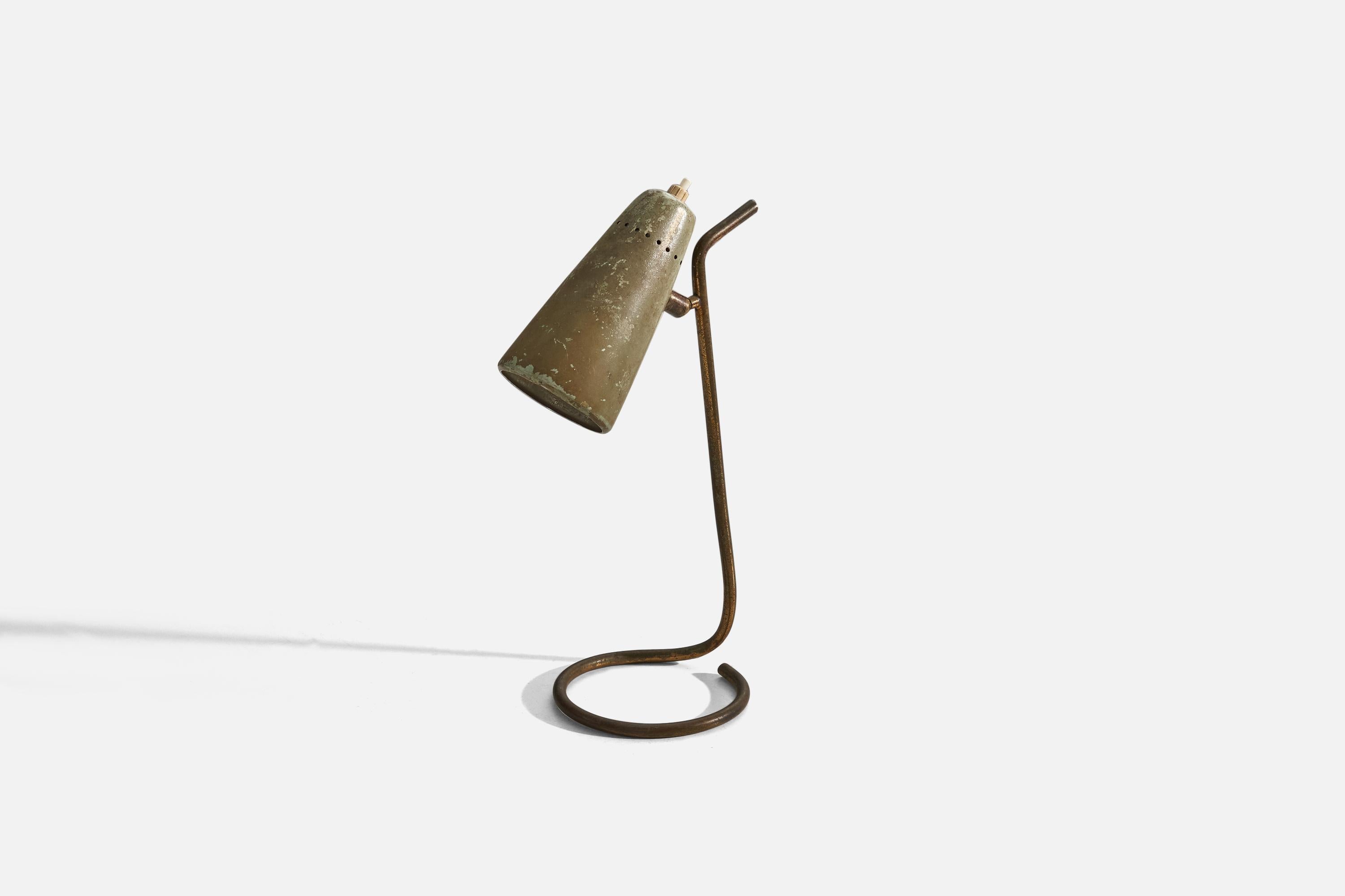 Mid-Century Modern Italian Designer, Table Lamp, Brass, Metal, Italy, 1940s For Sale