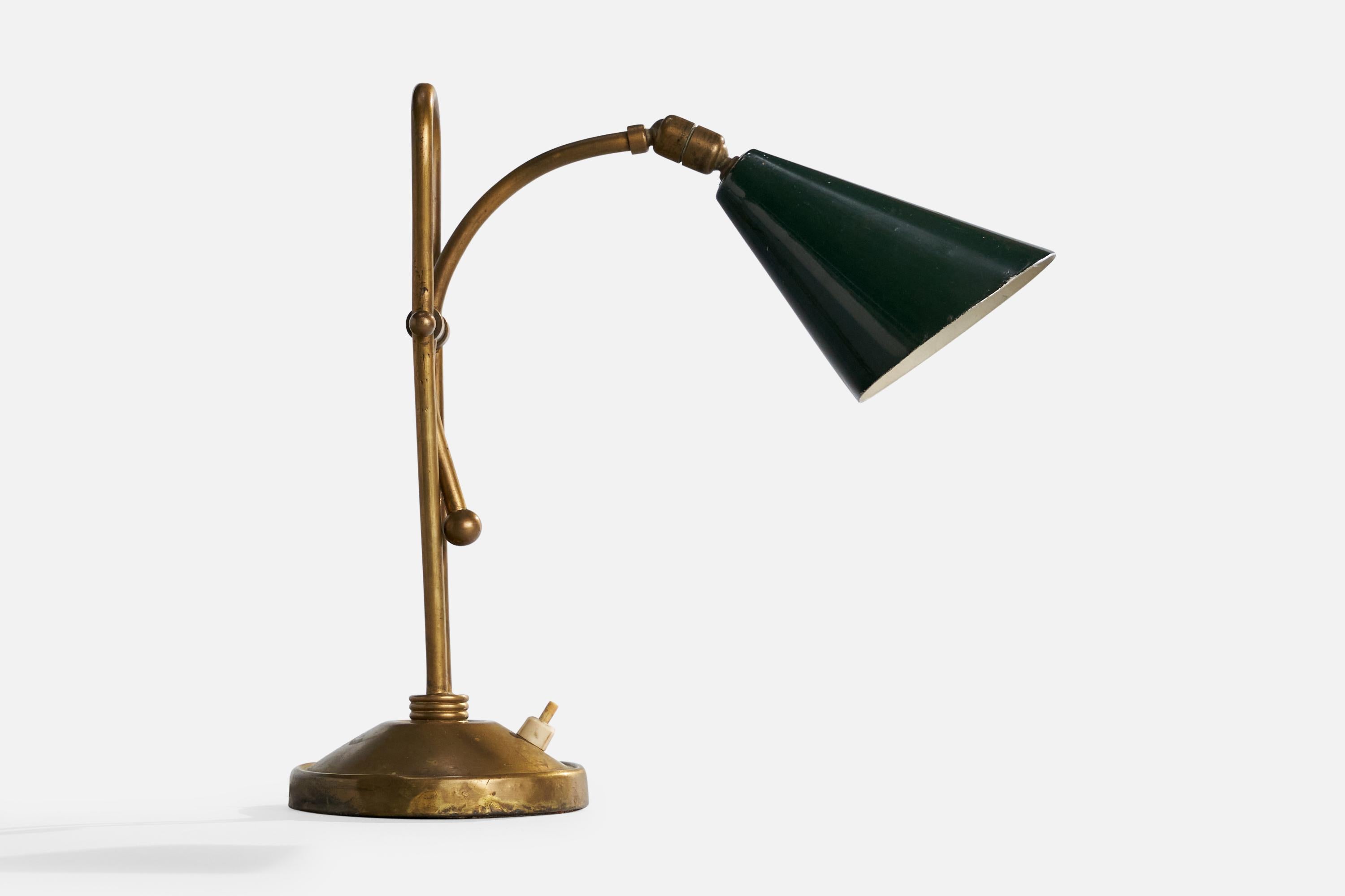 Italian Designer, Table Lamp, Brass, Metal, Italy, 1940s In Fair Condition In High Point, NC