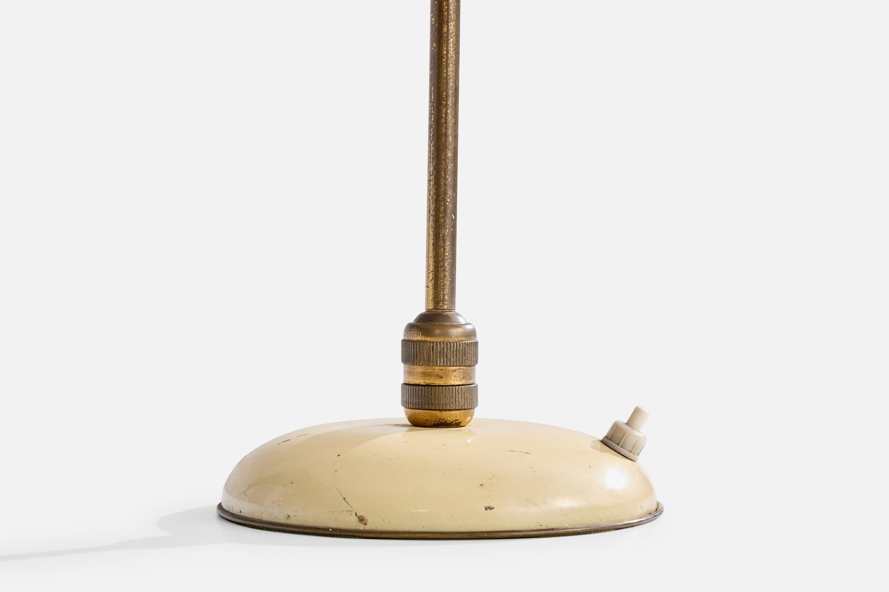 Italian Designer, Table Lamp, Brass, Metal, Italy, 1950s en venta 4
