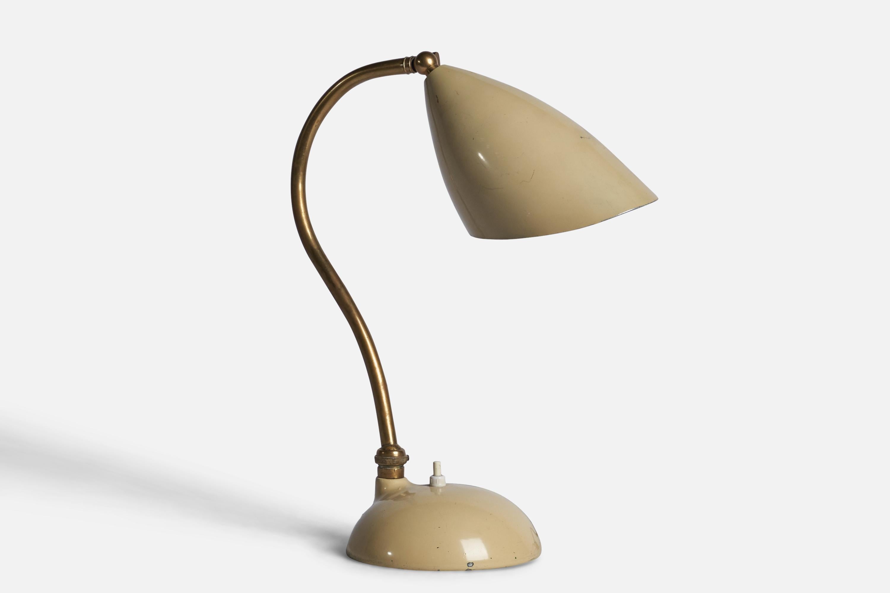 Mid-Century Modern Italian Designer, Table Lamp, Brass, Metal, Italy, 1950s For Sale