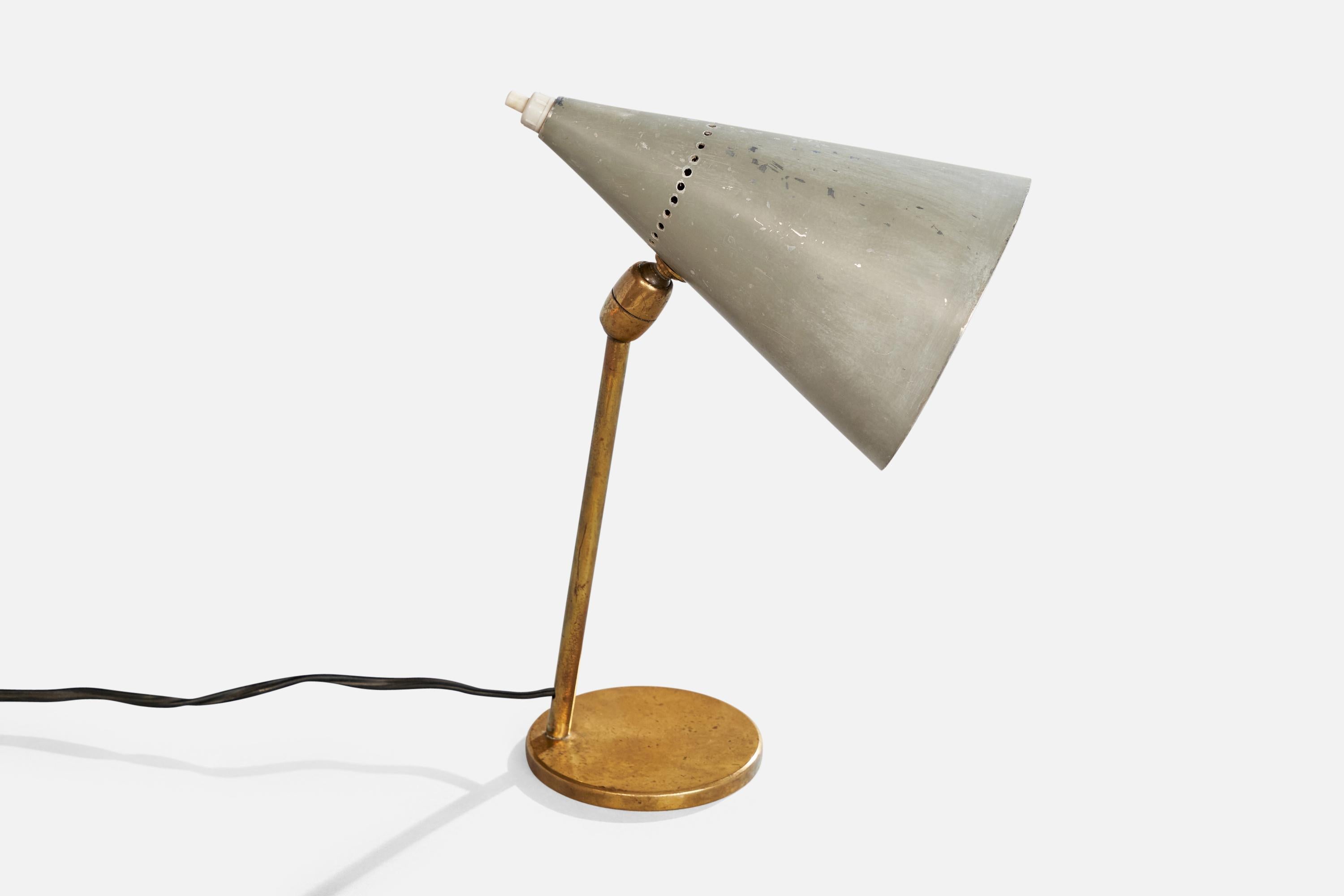 Mid-Century Modern Italian Designer, Table Lamp, Brass, Metal, Italy, 1950s For Sale