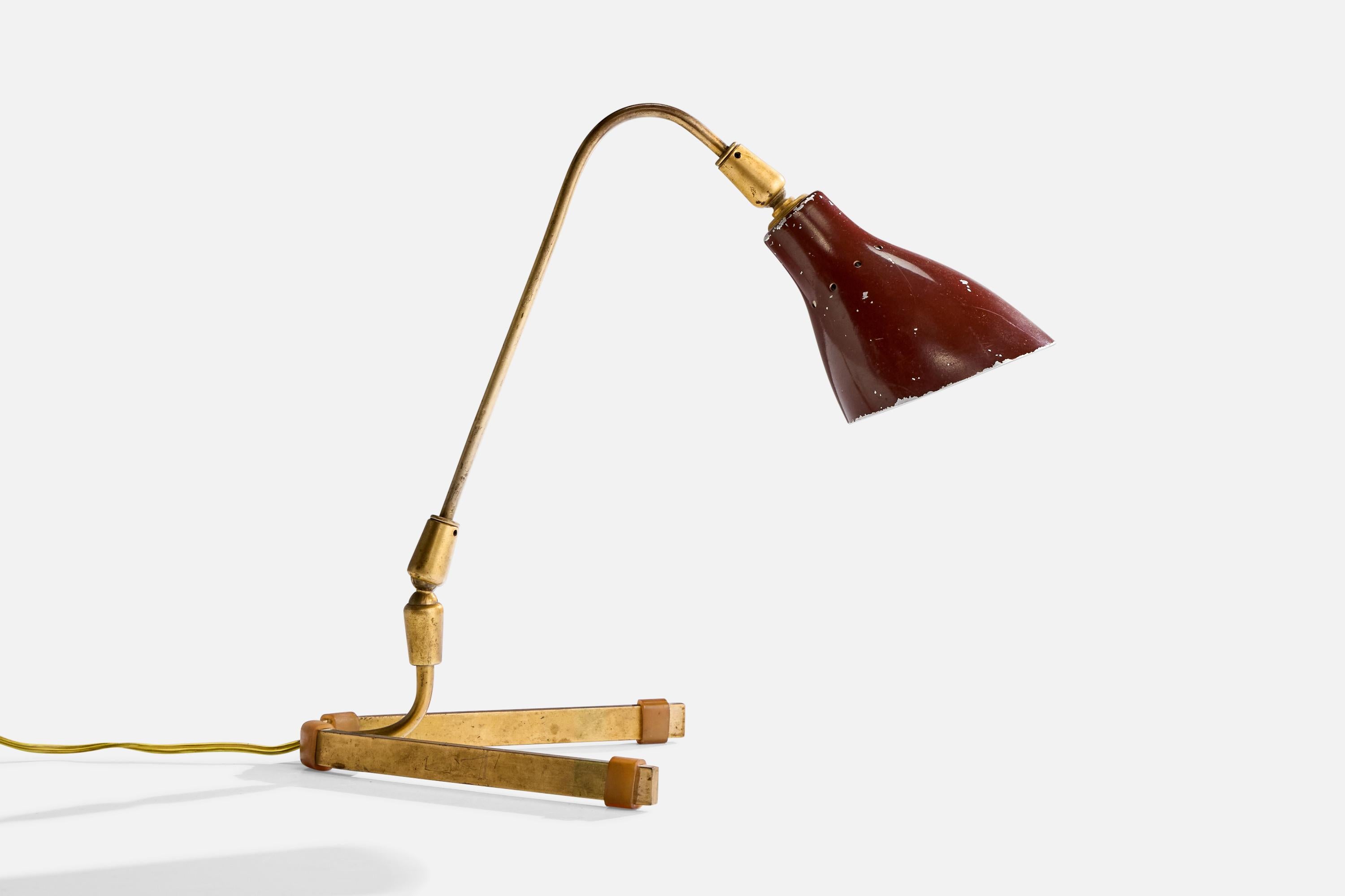 Mid-Century Modern Italian Designer, Table Lamp, Brass, Metal, Italy, 1950s For Sale
