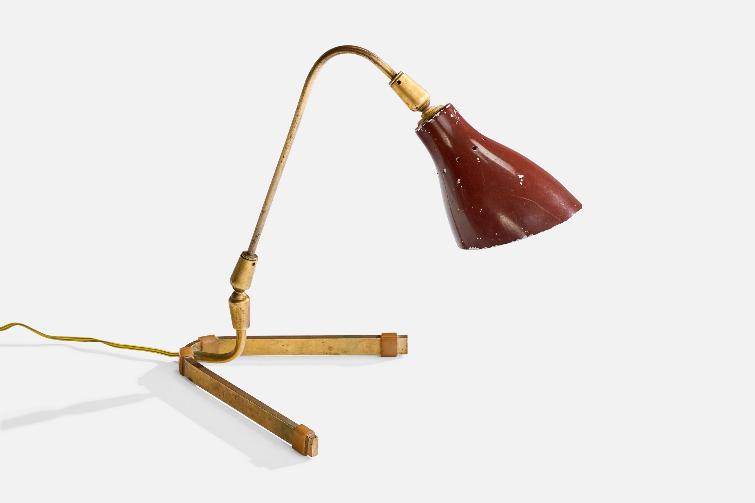 Italian Designer, Table Lamp, Brass, Metal, Italy, 1950s In Good Condition For Sale In High Point, NC