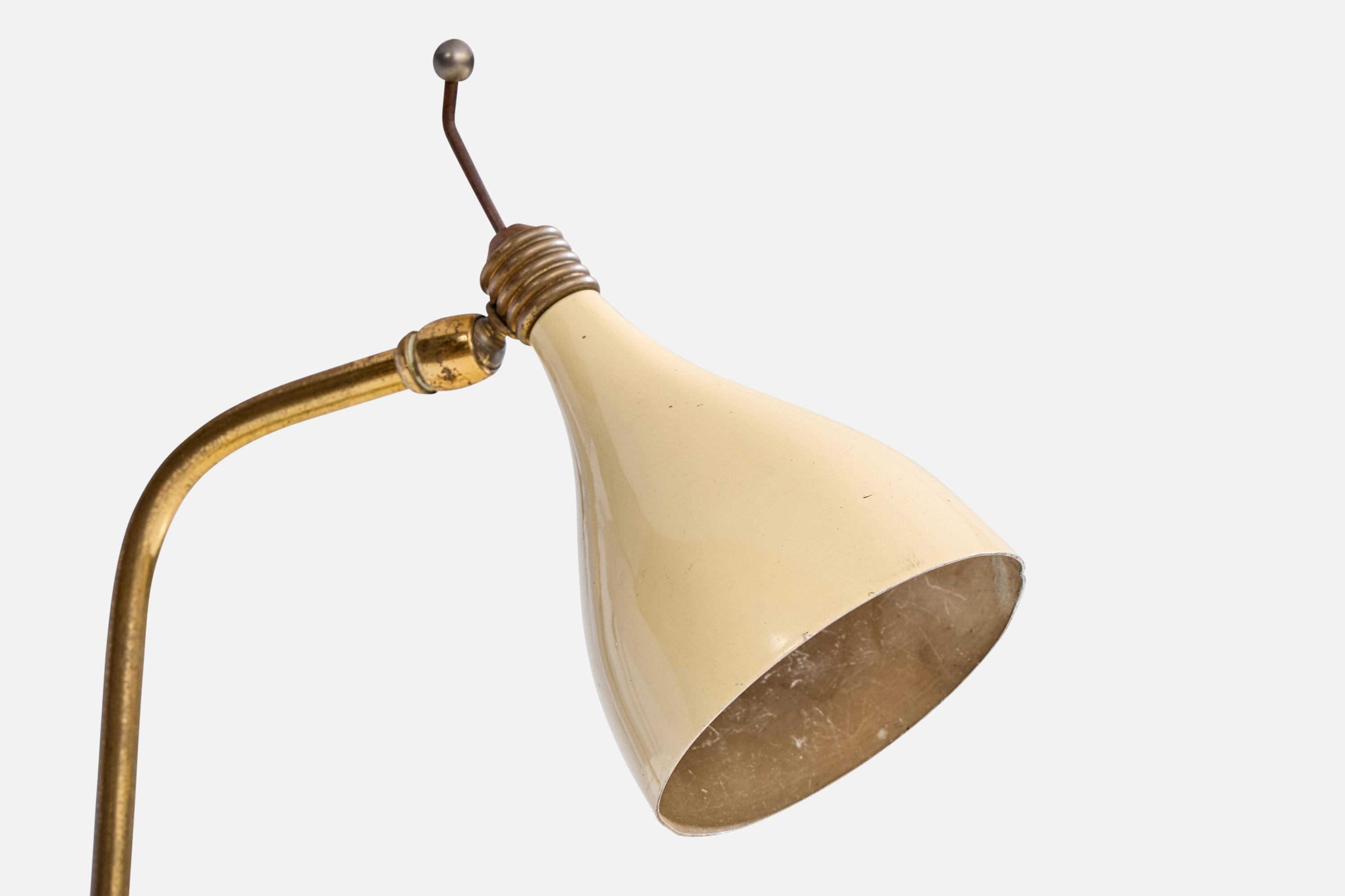 Italian Designer, Table Lamp, Brass, Metal, Italy, 1950s en Bueno estado para la venta en High Point, NC
