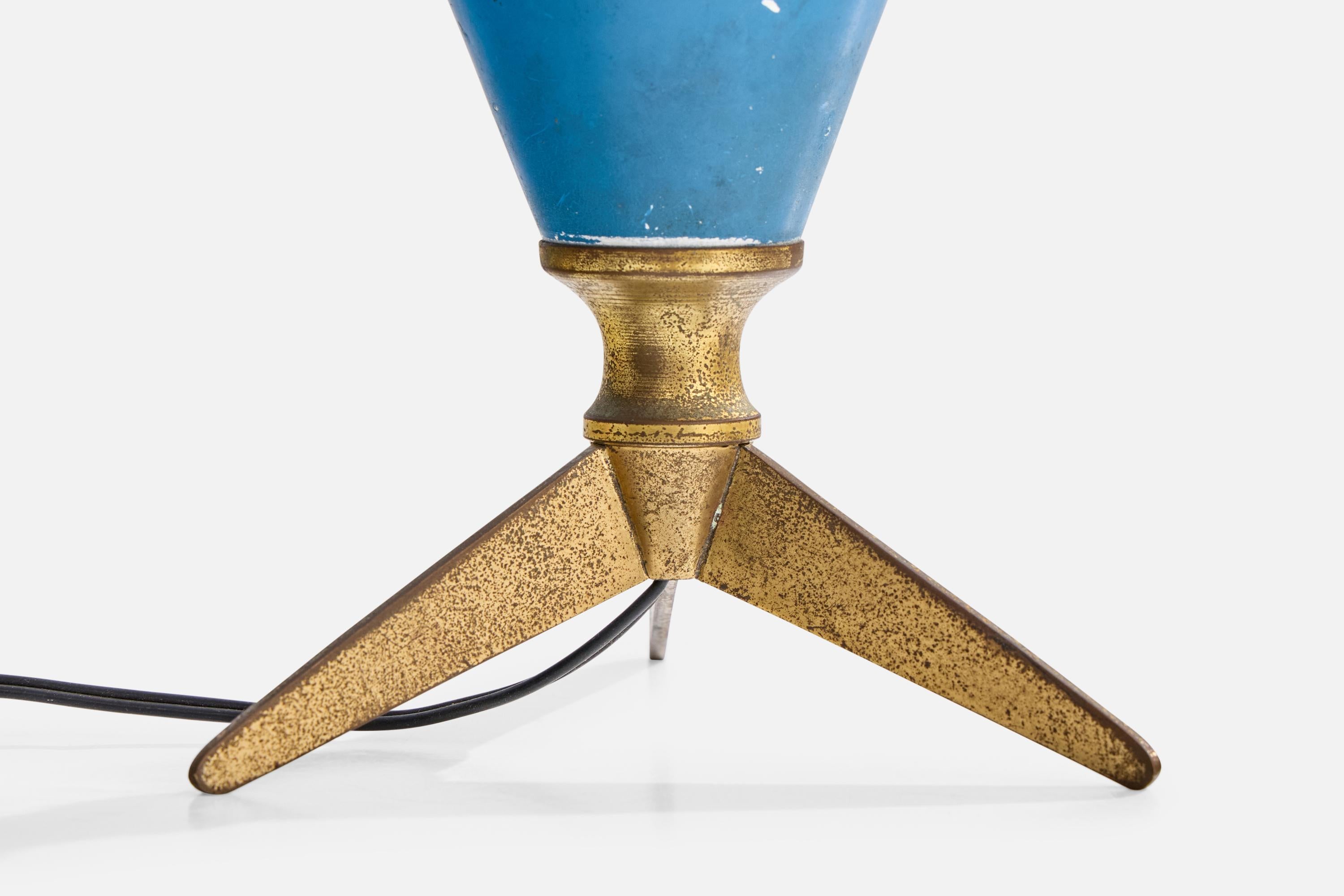 Italian Designer, Table Lamp, Brass, Metal, Italy, 1950s For Sale 4