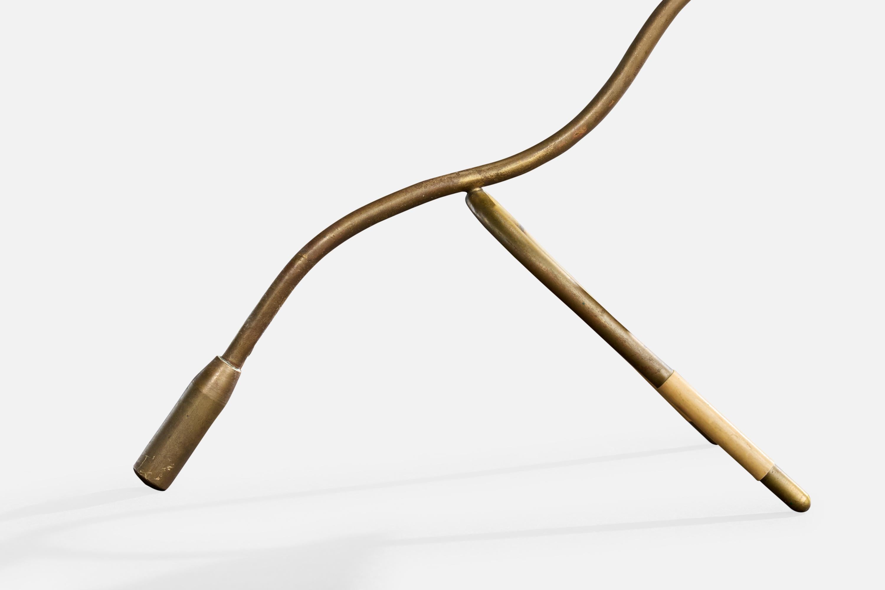 Designer italien, lampe de table, laiton, métal, caoutchouc, Italie, années 1950 en vente 7