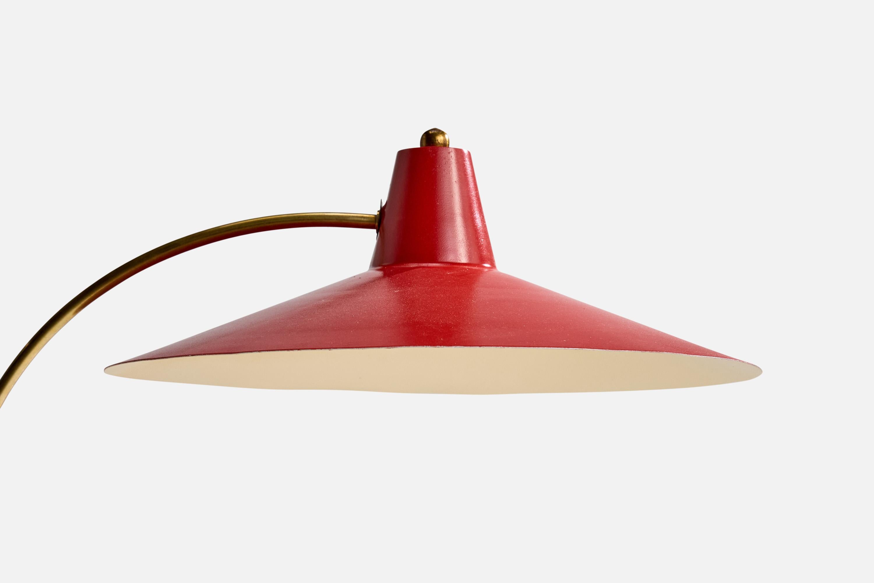 Designer italien, lampe de table, laiton, métal, caoutchouc, Italie, années 1950 Bon état - En vente à High Point, NC