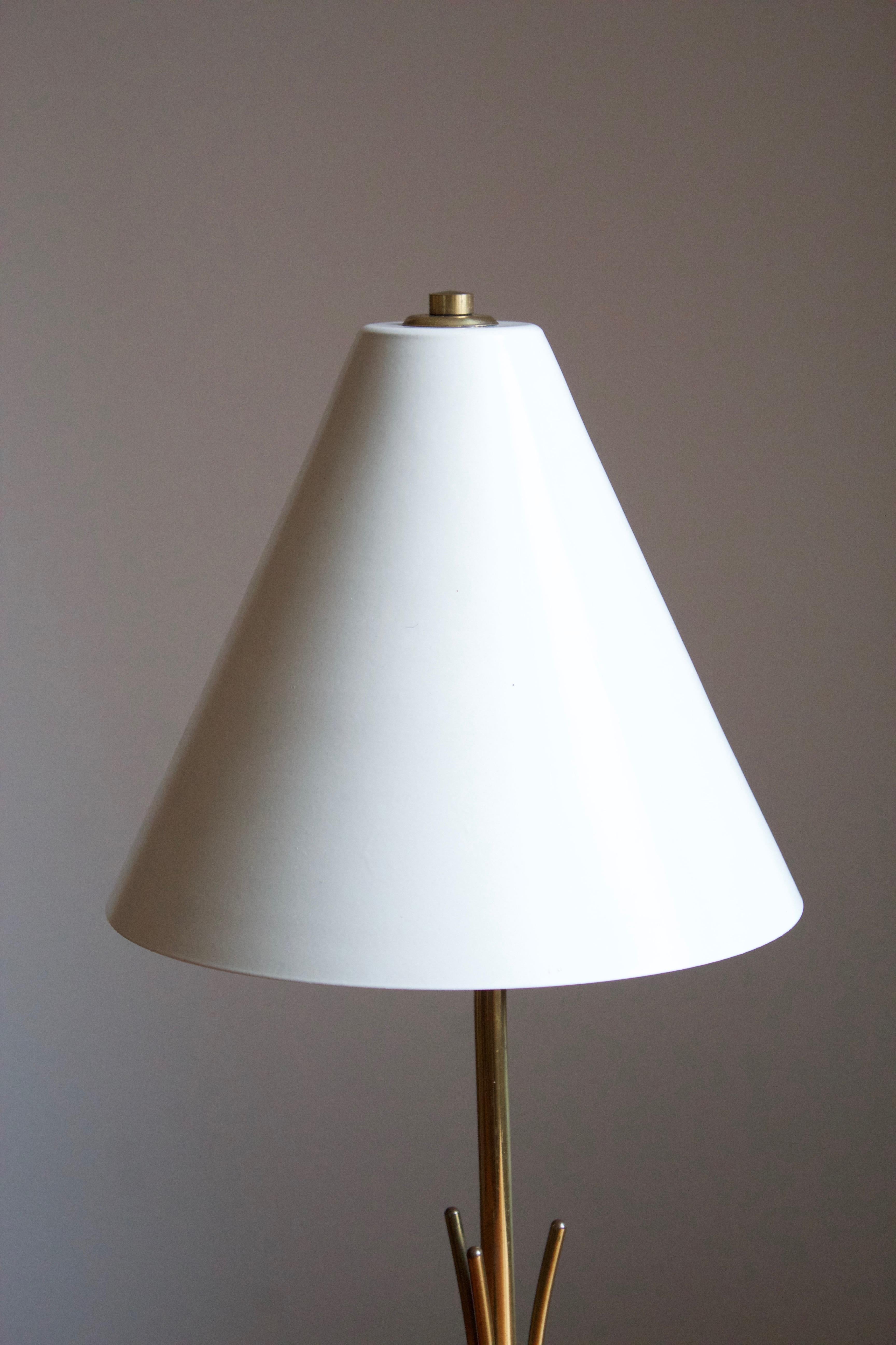 Mid-20th Century Italian Designer, Table Lamp, Brass, White Lacquered Metal, Italy, 1950s