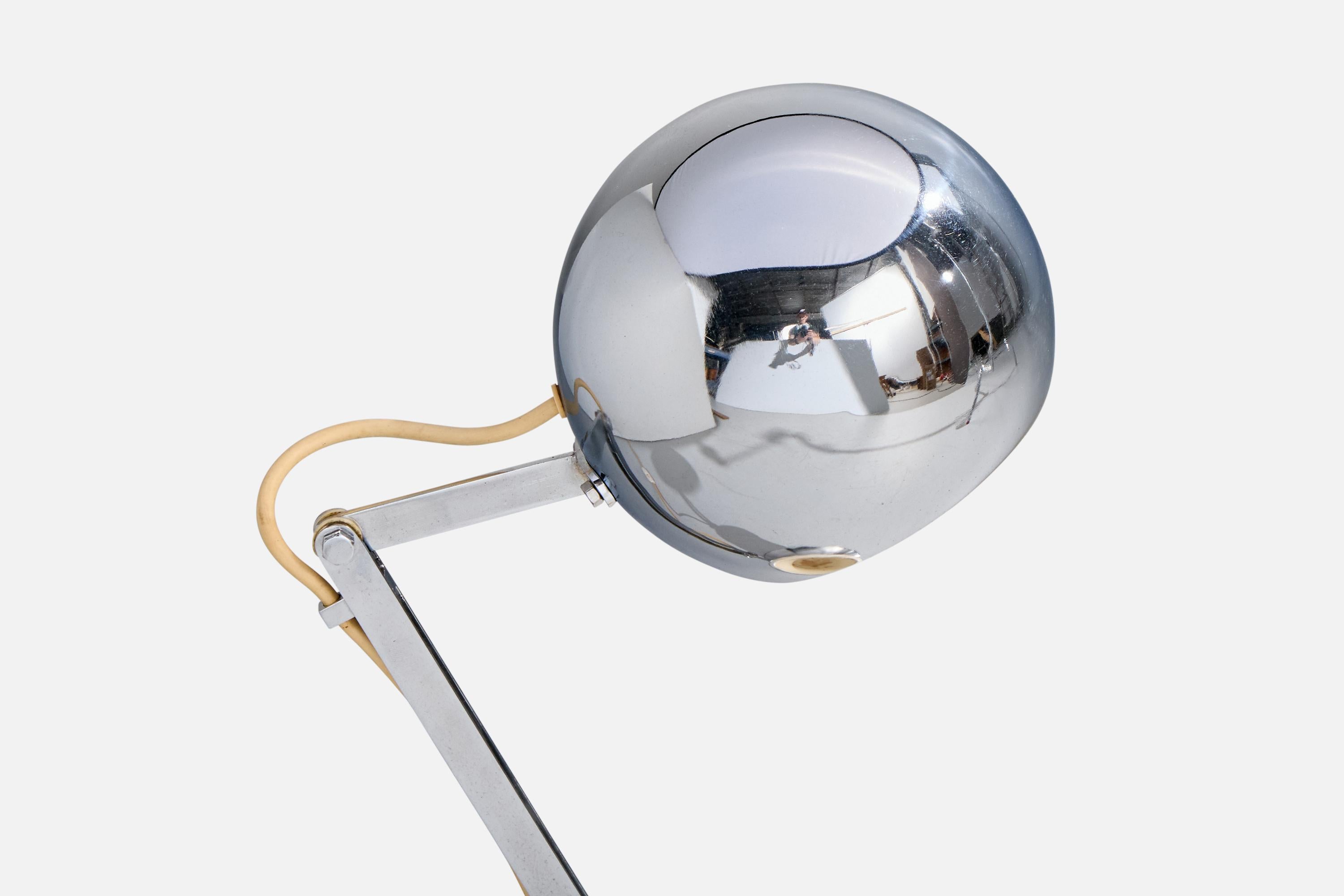 Italian Designer, Table Lamp, Chrome, Italy, 1970s In Good Condition For Sale In High Point, NC
