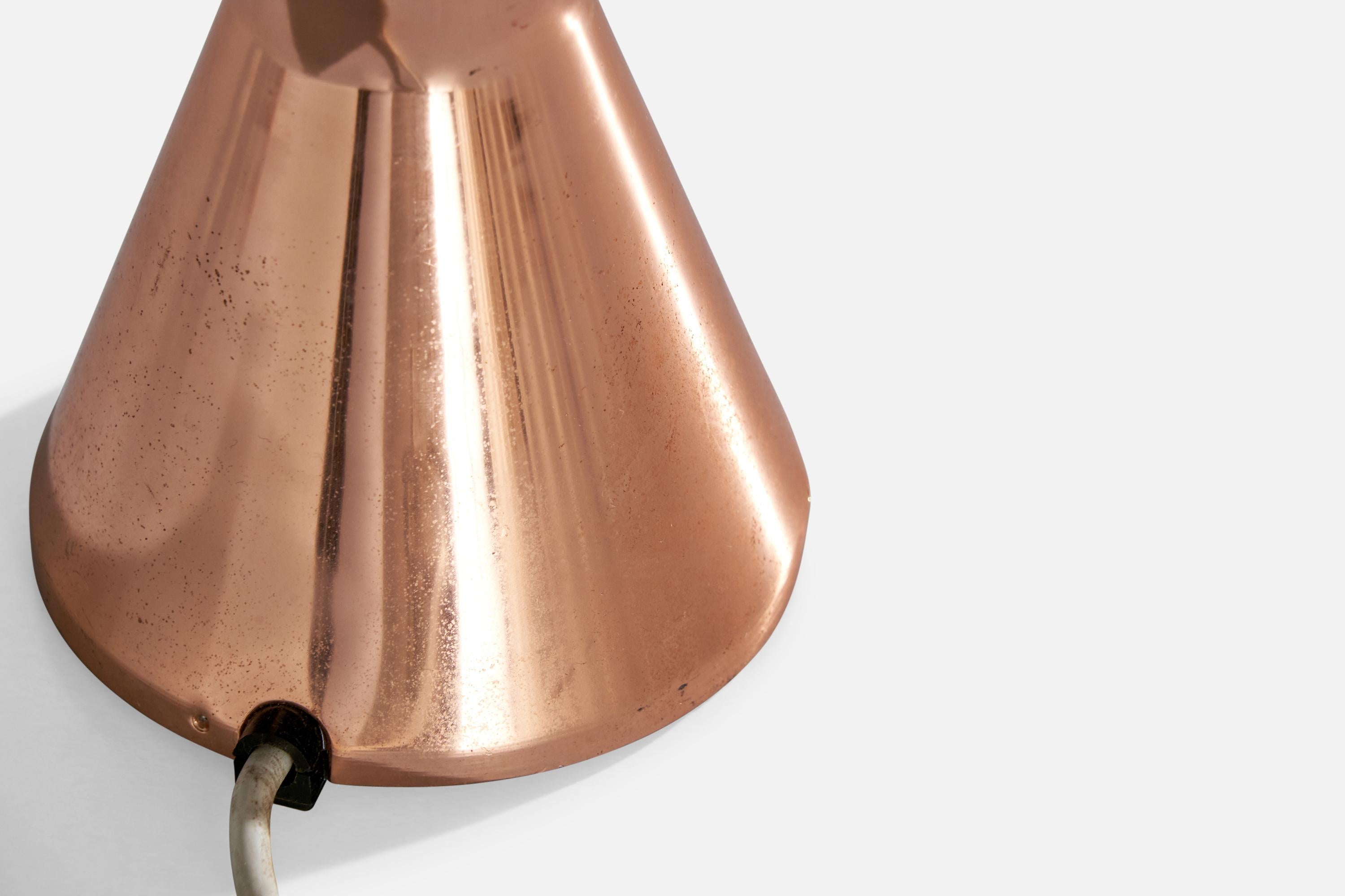 Italian Designer, Table Lamp, Copper, Italy, 1960s For Sale 2