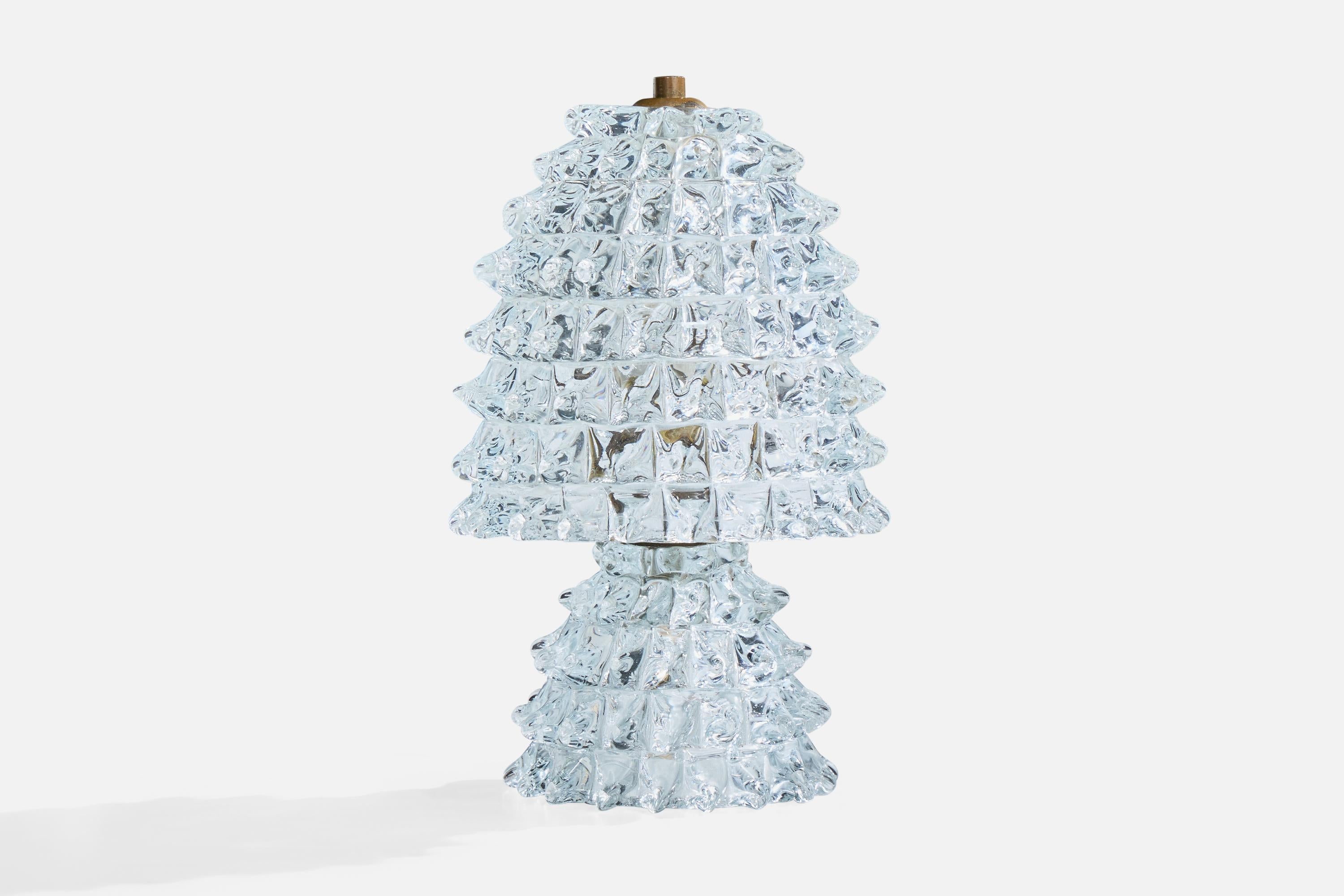 Lámpara de mesa de latón y cristal de murano, diseñada y fabricada en Italia, c. década de 1940.

Dimensiones de la lámpara (pulgadas): 8,25