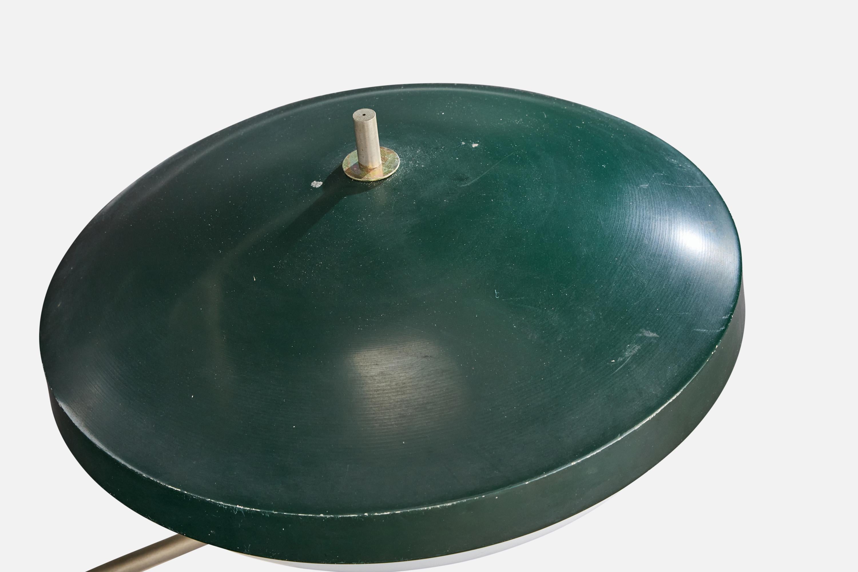 Diseñador italiano, Lámpara de mesa, Metal, Acrílico, Italia, Años 1950 en Bastante bueno estado para la venta en High Point, NC