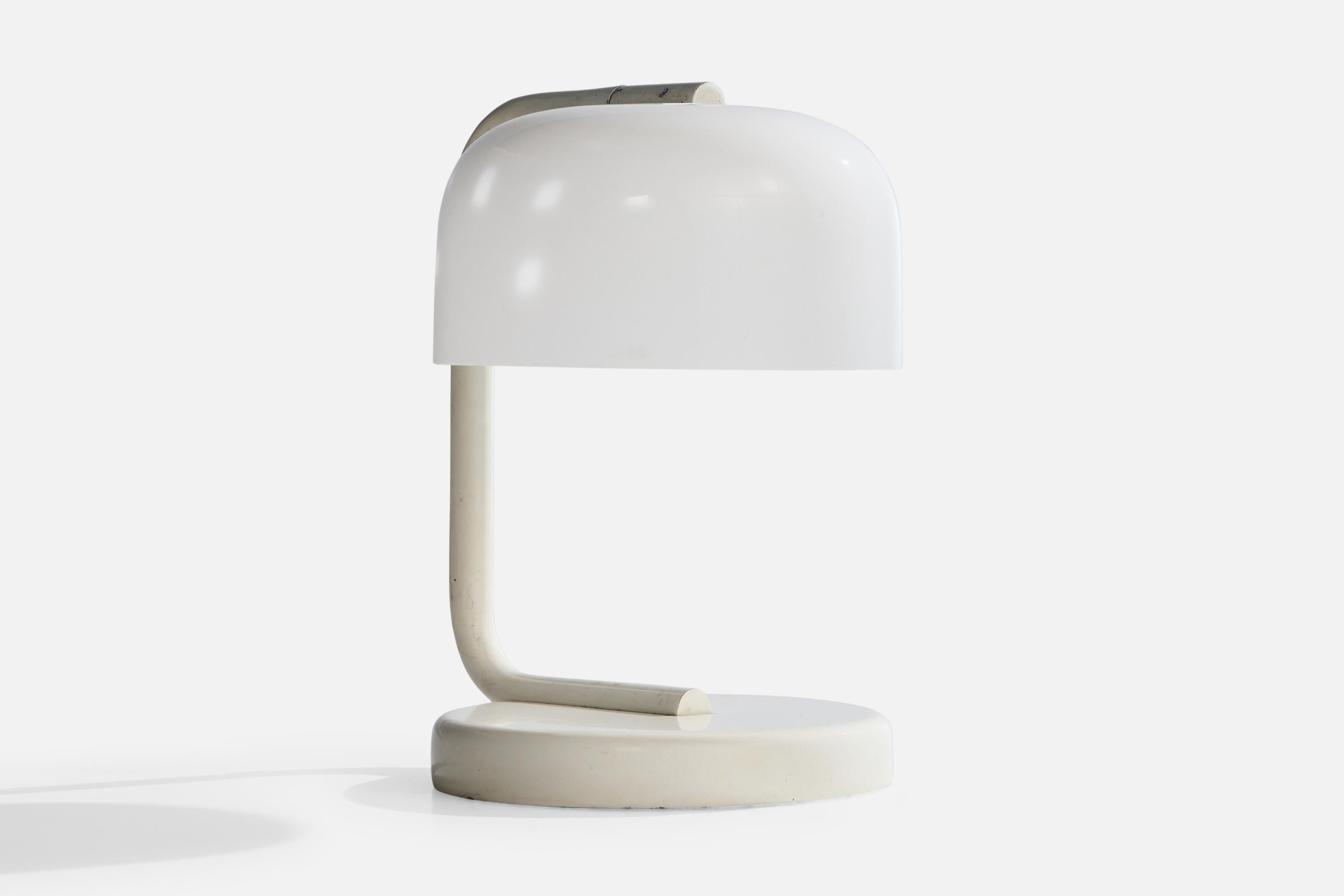 Mid-Century Modern Designer italien, lampe de bureau, métal, acrylique, Italie, années 1970 en vente