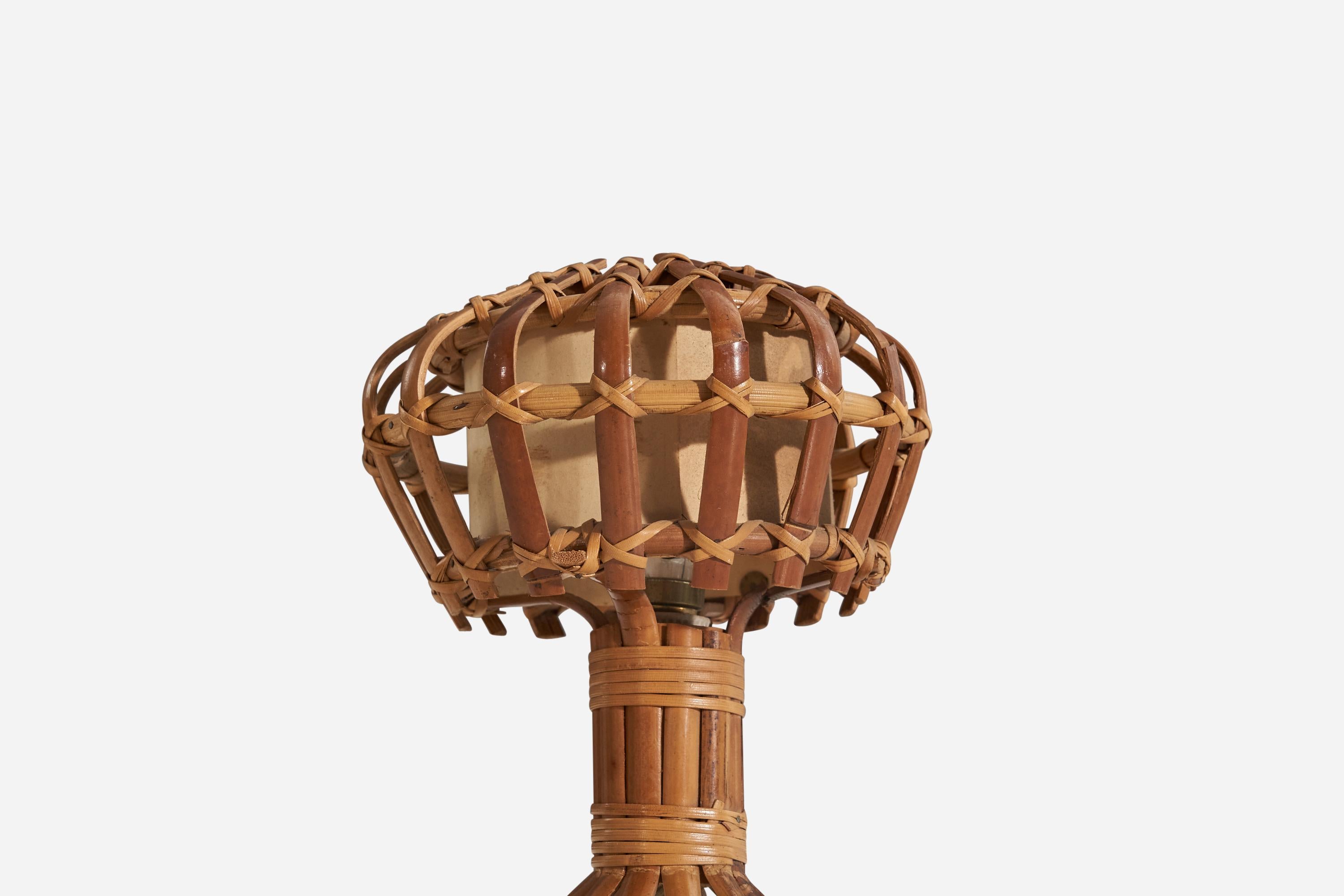 Designer italien, lampe de table, rotin, bambou, Italie, 1970 Bon état - En vente à High Point, NC