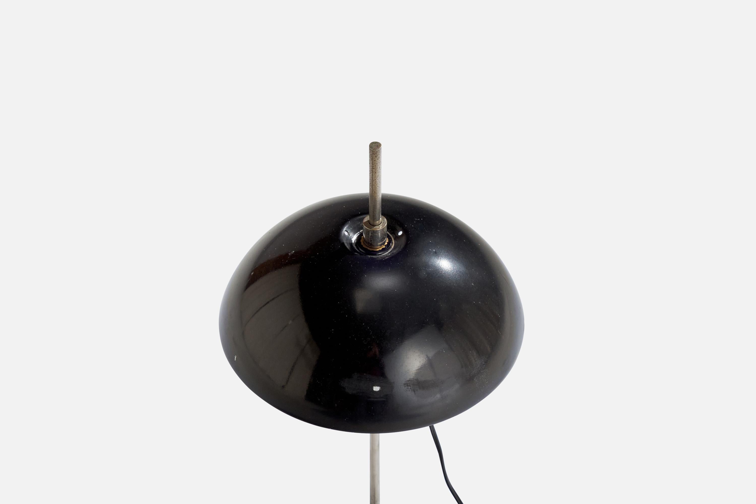 Italian Designer, Table Lamp, Steel, Metal, Italy, 1950s In Good Condition For Sale In High Point, NC