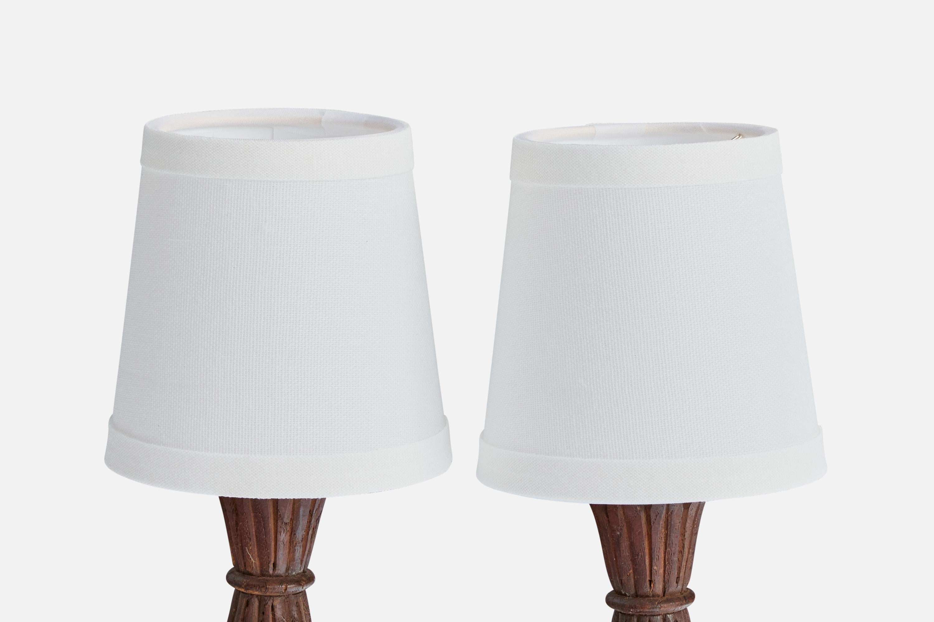 Italian Designer, Table Lamp, Wood, Iron, Fabric, Italy, 1940s In Good Condition For Sale In High Point, NC